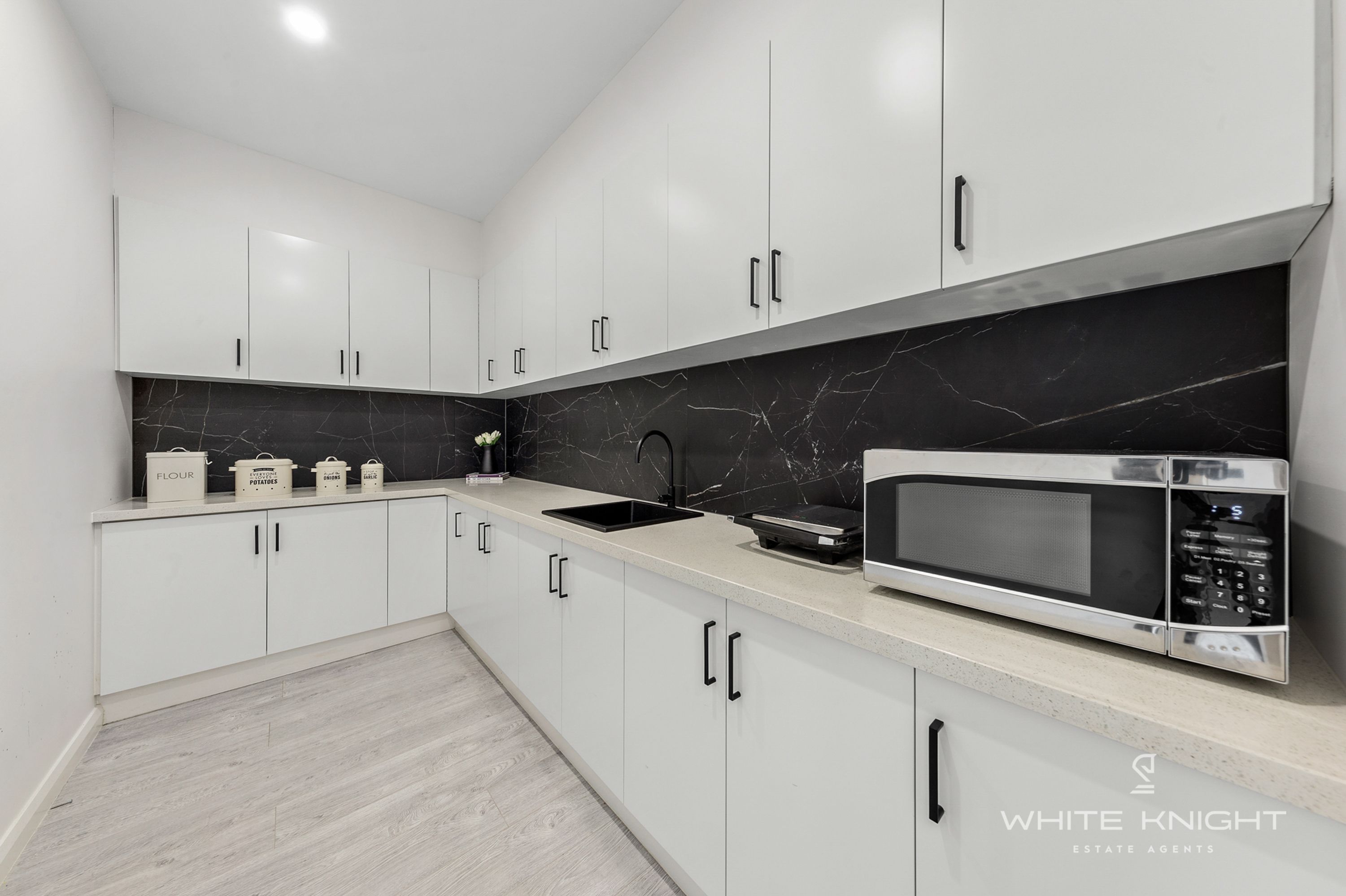 29 Kalinda Avenue, Deanside VIC 3336, Deanside - Thumbnail 8