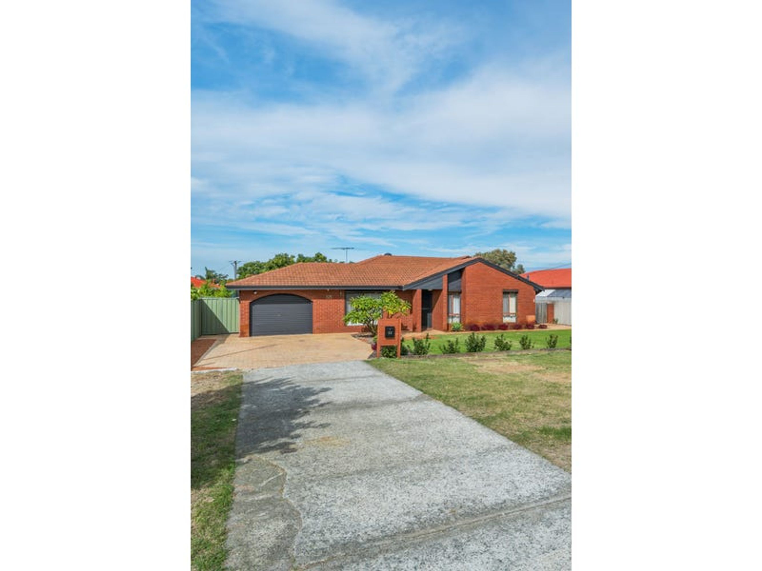55 Hamilton Street, Cannington - Thumbnail 2