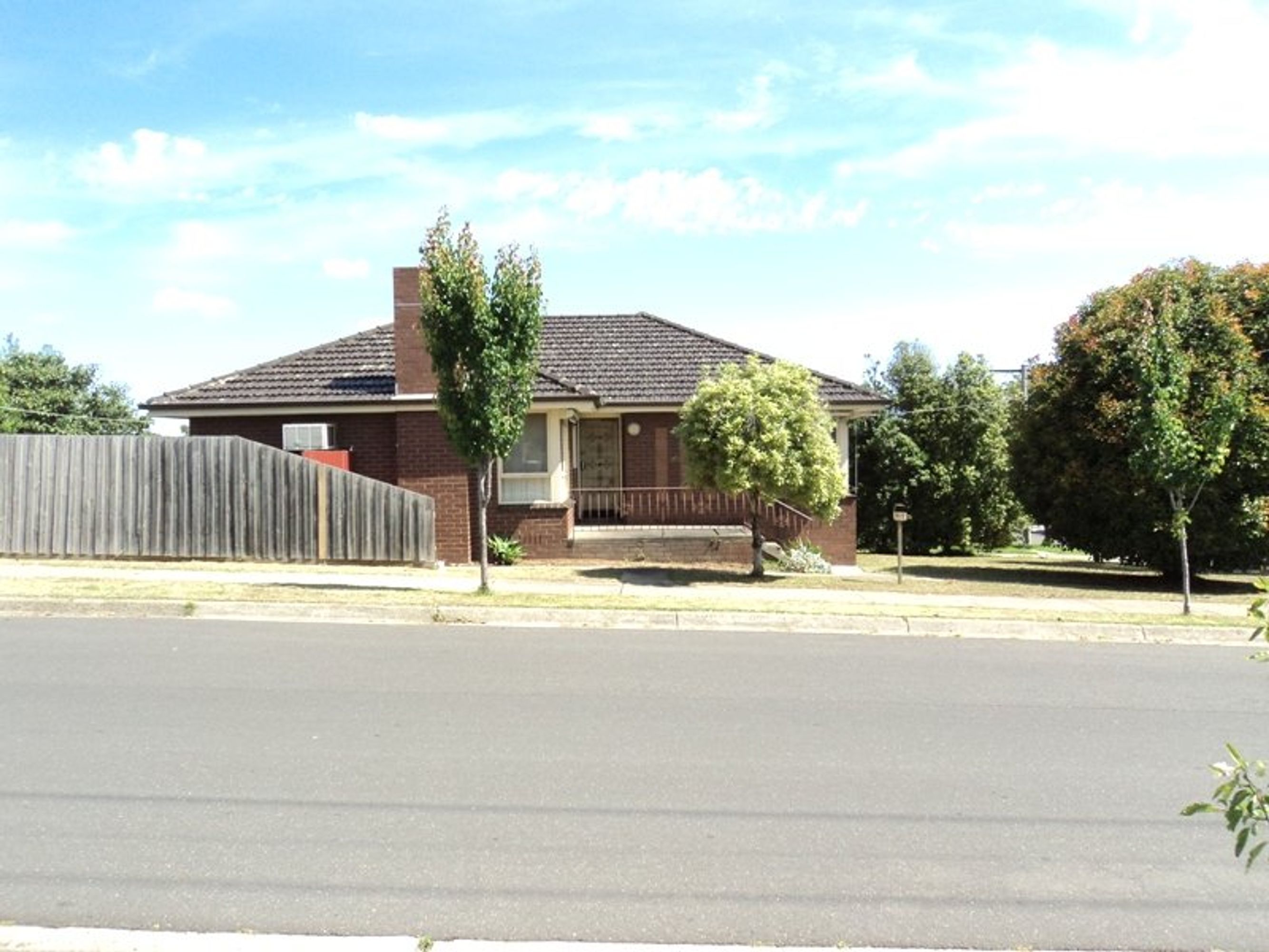 1 Deany Street