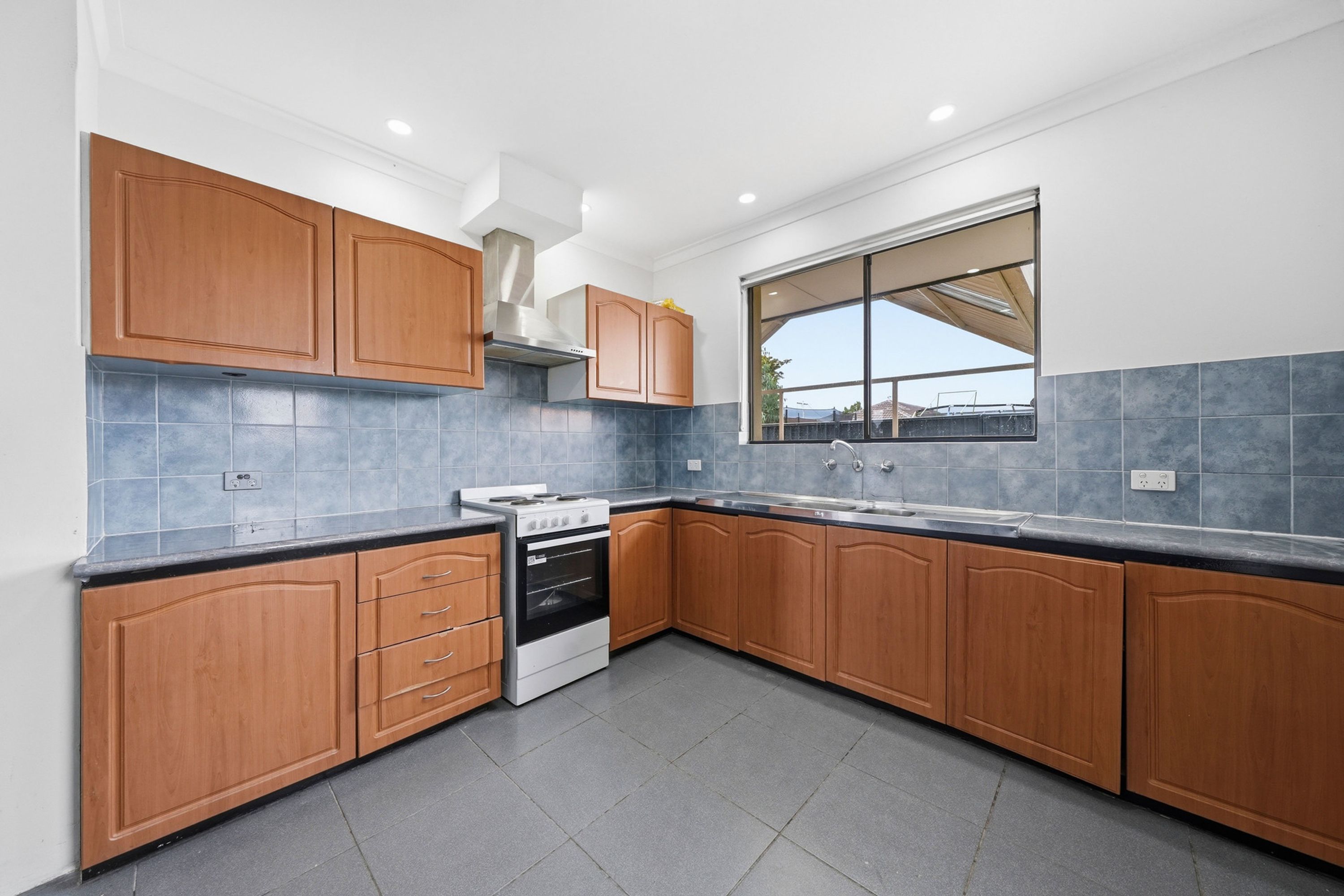 52 Southern River Road, Gosnells, Gosnells - Thumbnail 8