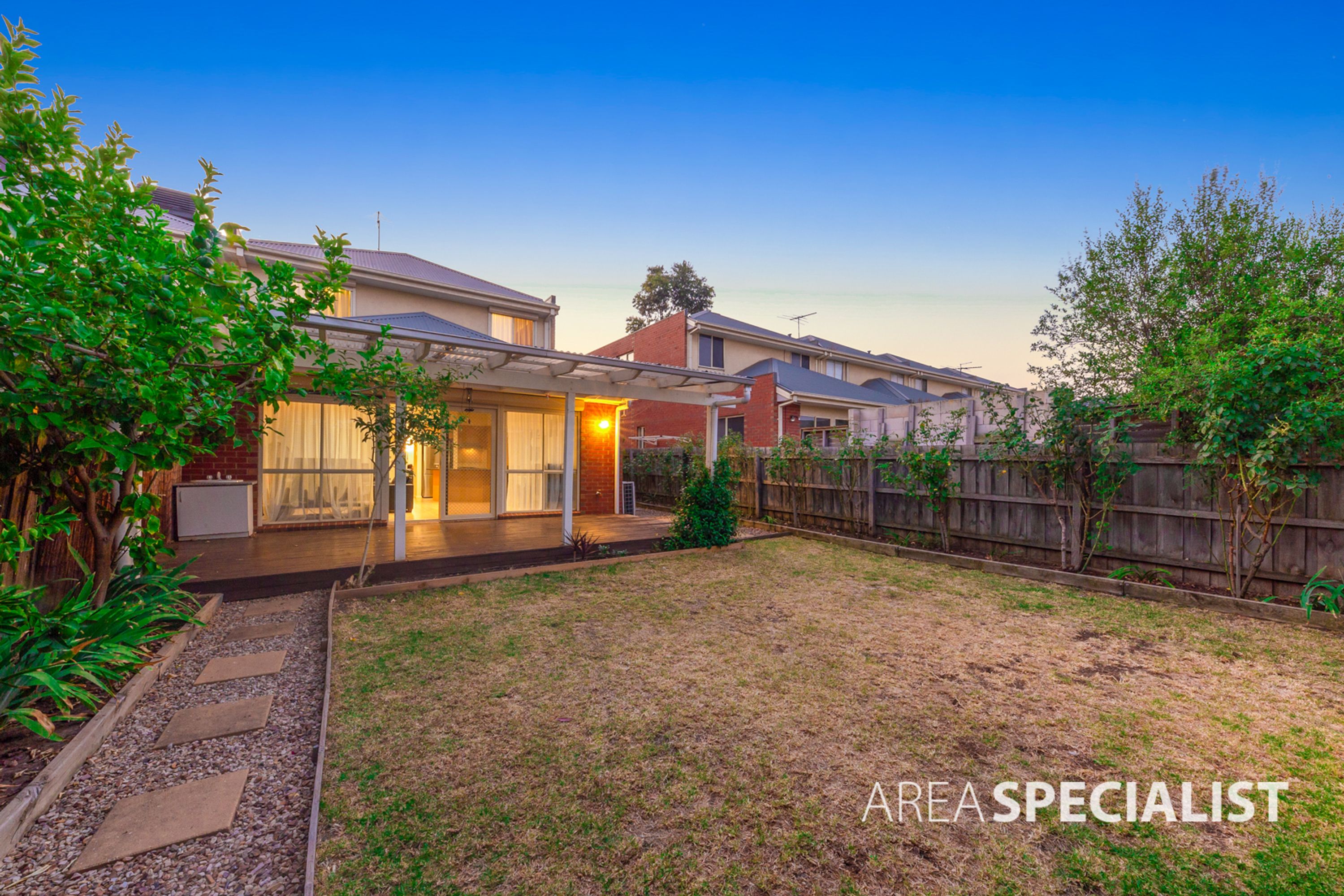5 Rosewood Lane, Cairnlea VIC 3023, Cairnlea - Thumbnail 2