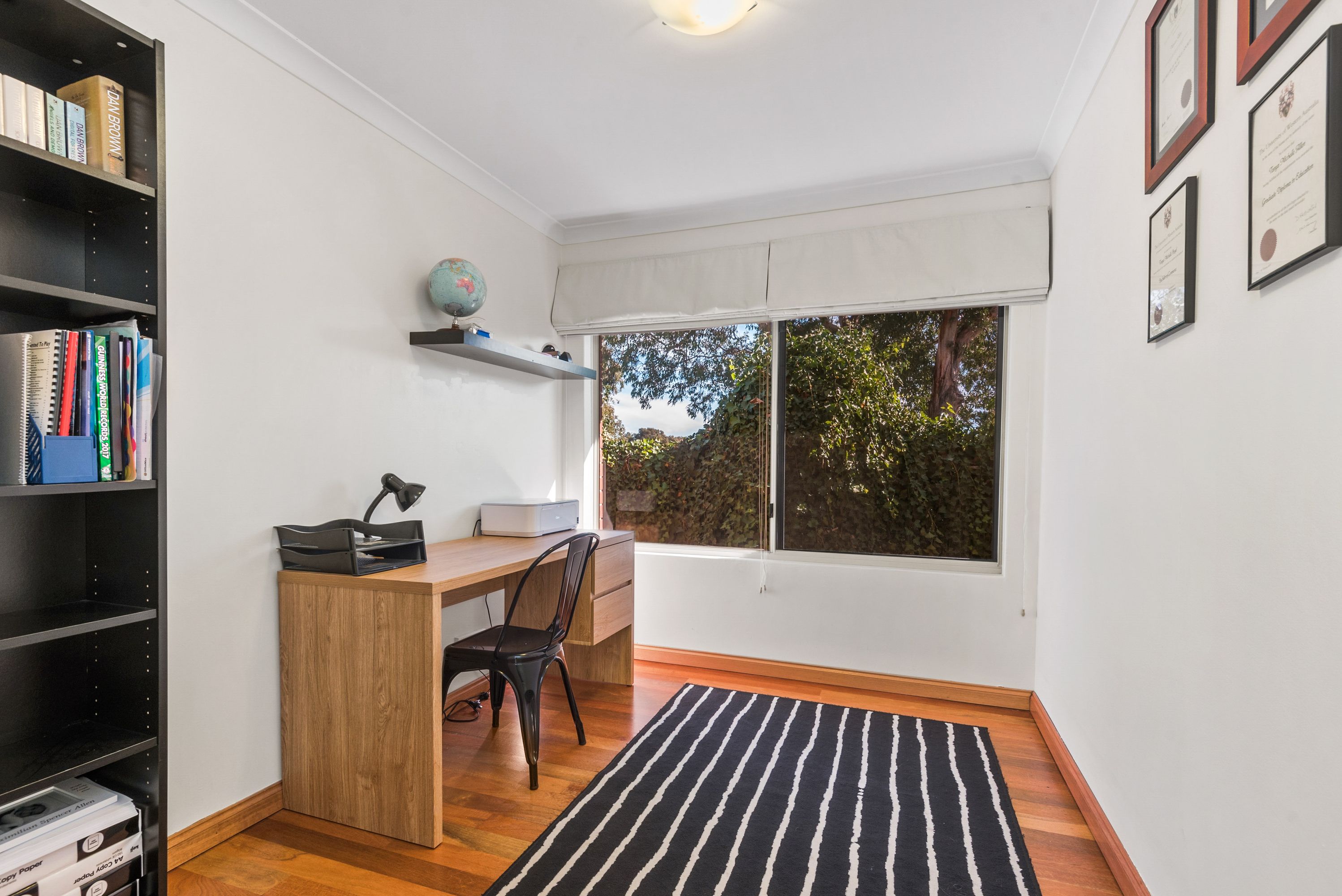 2 Waterside Crescent, Gwelup - Thumbnail 4