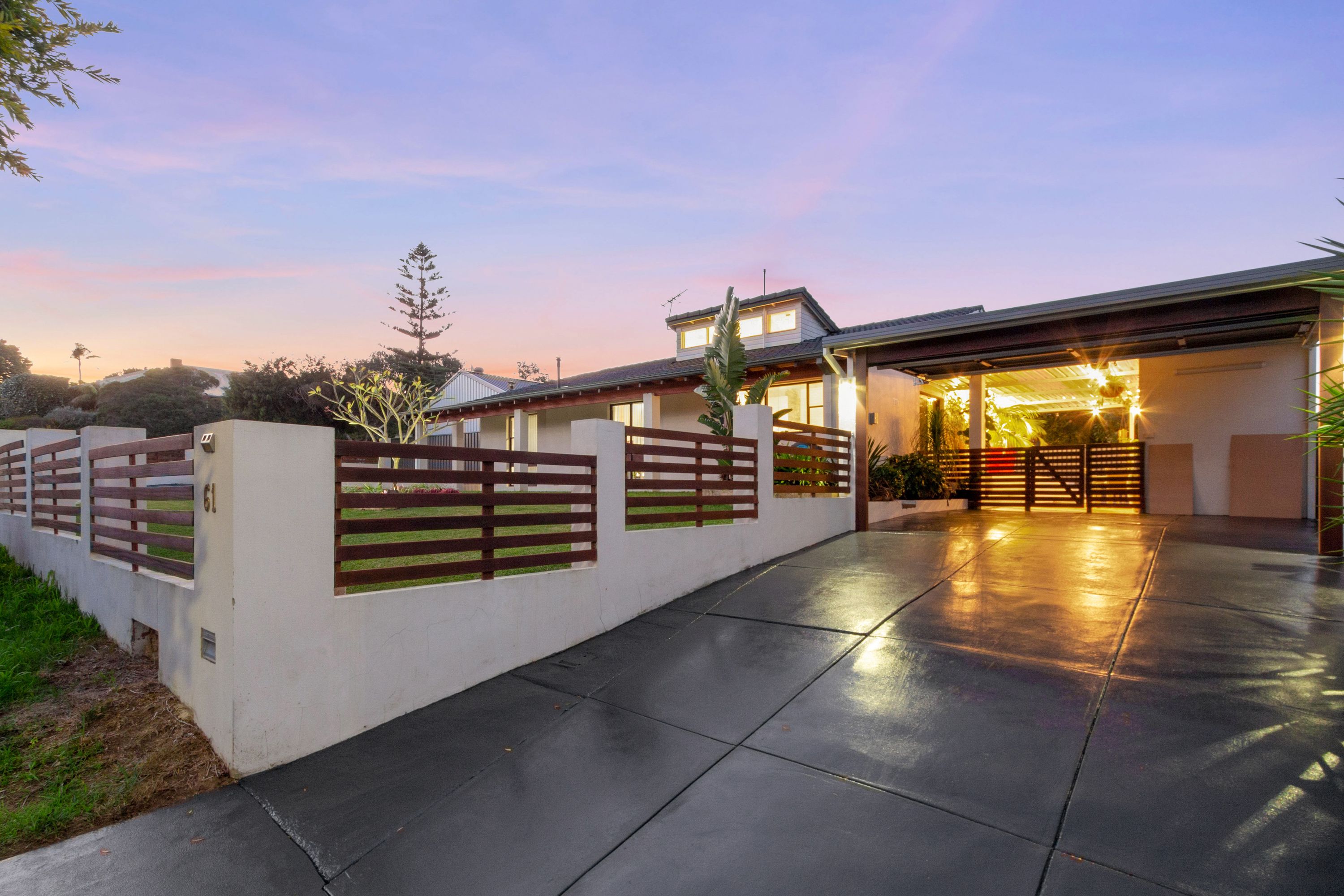 61 Dutton Crescent, Hamersley - Thumbnail 3
