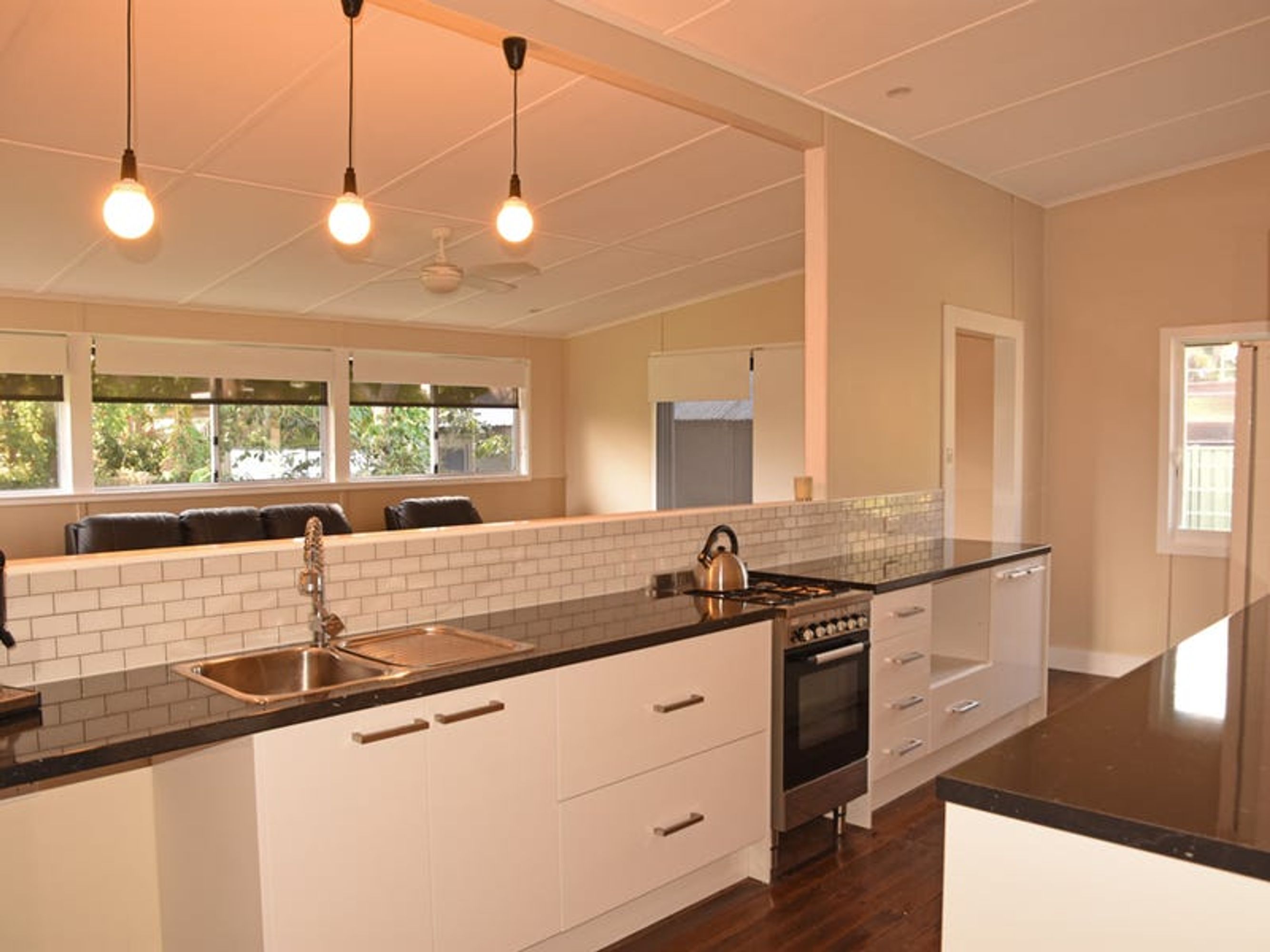 1 Merton Street, Lawrence - Thumbnail 4