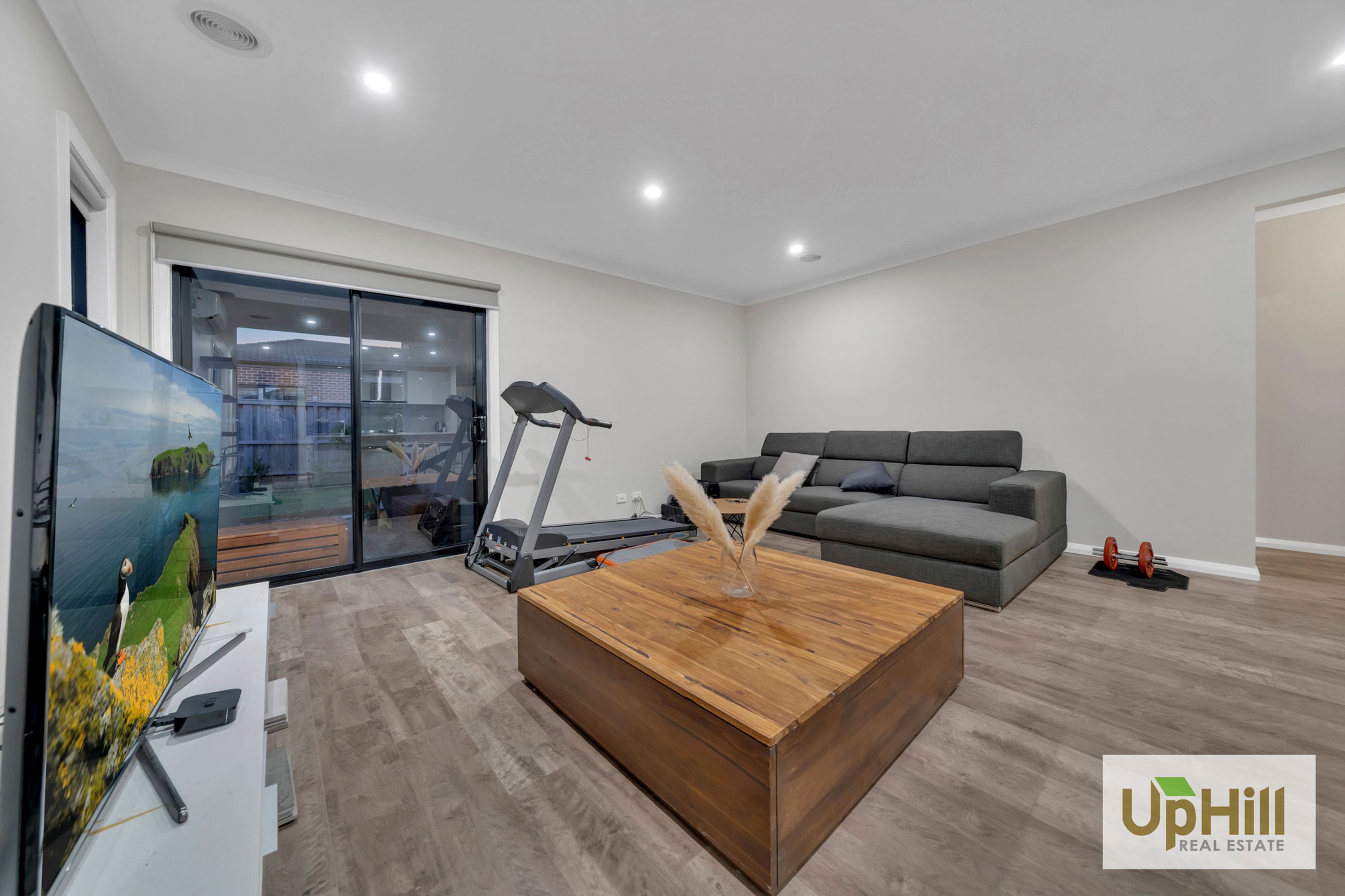 79 Moxham Drive, Clyde North - Thumbnail 8