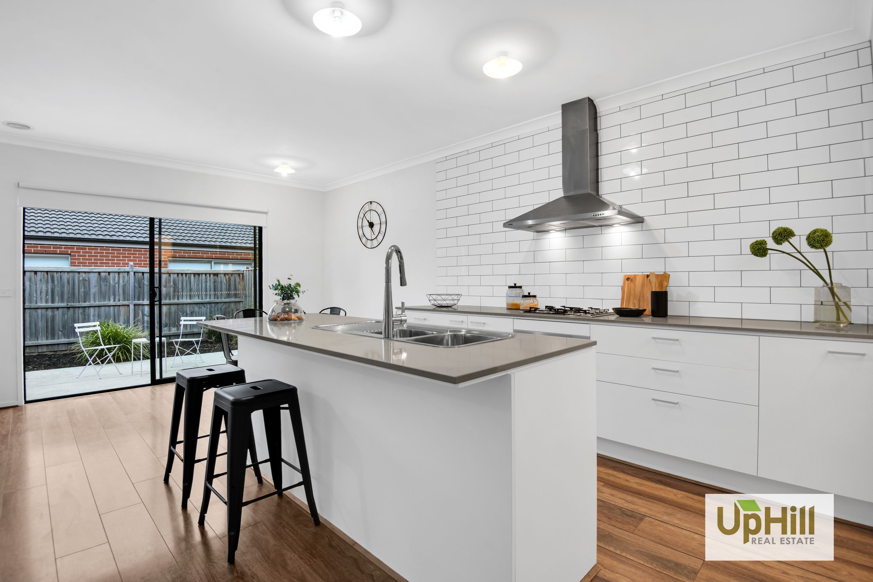 59 Elmtree Crescent, Clyde North - Thumbnail 2