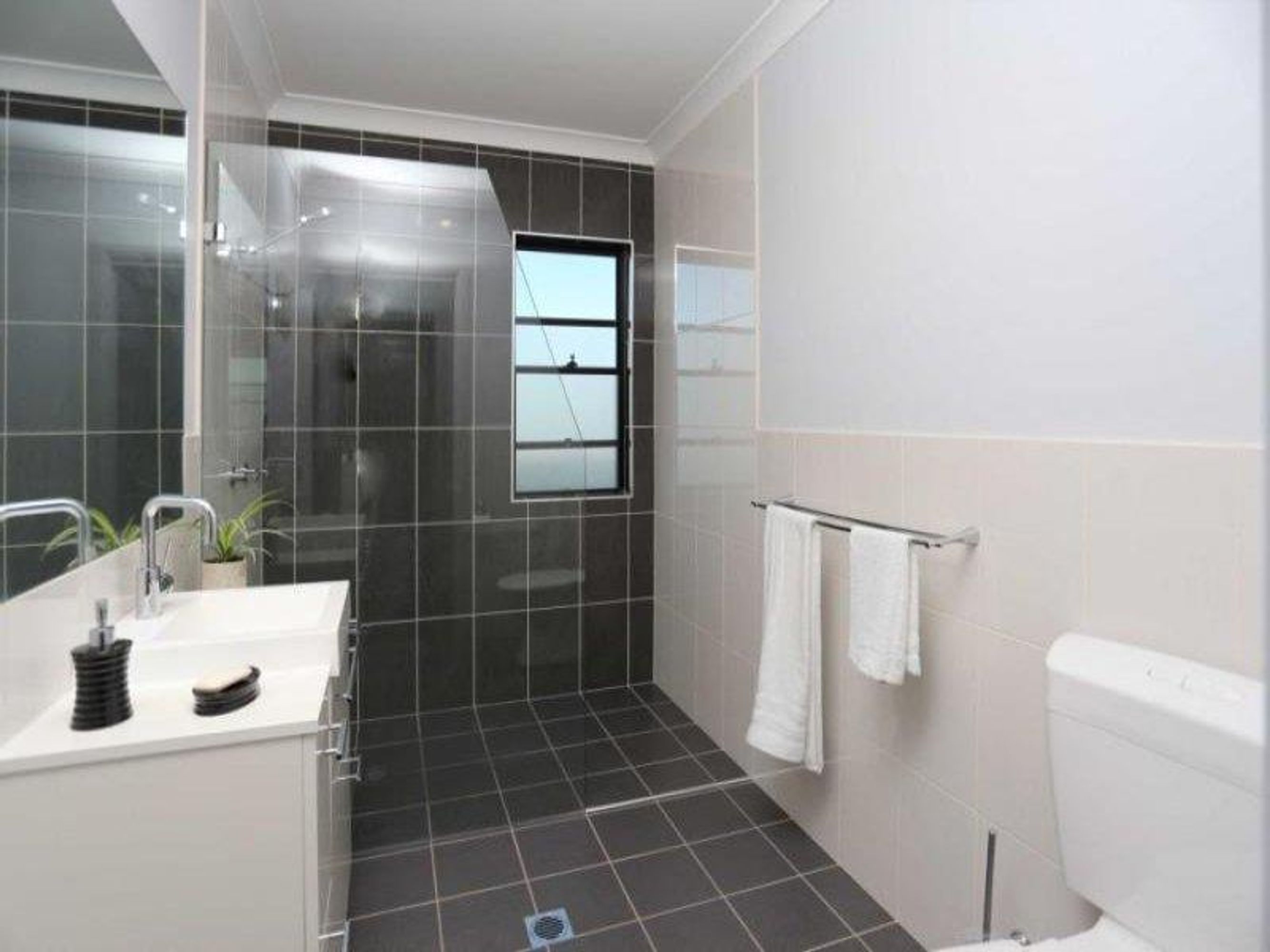 15 Crowther Drive, Junction Hill - Thumbnail 6