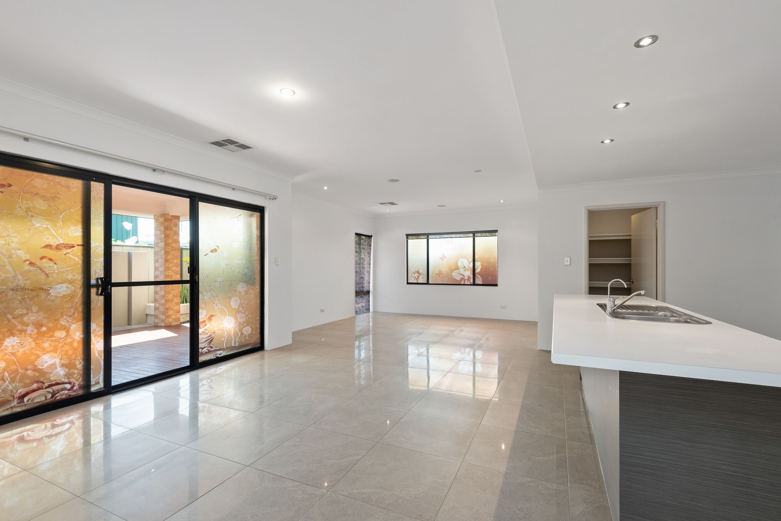9 Solaia Loop, Woodvale - Thumbnail 6
