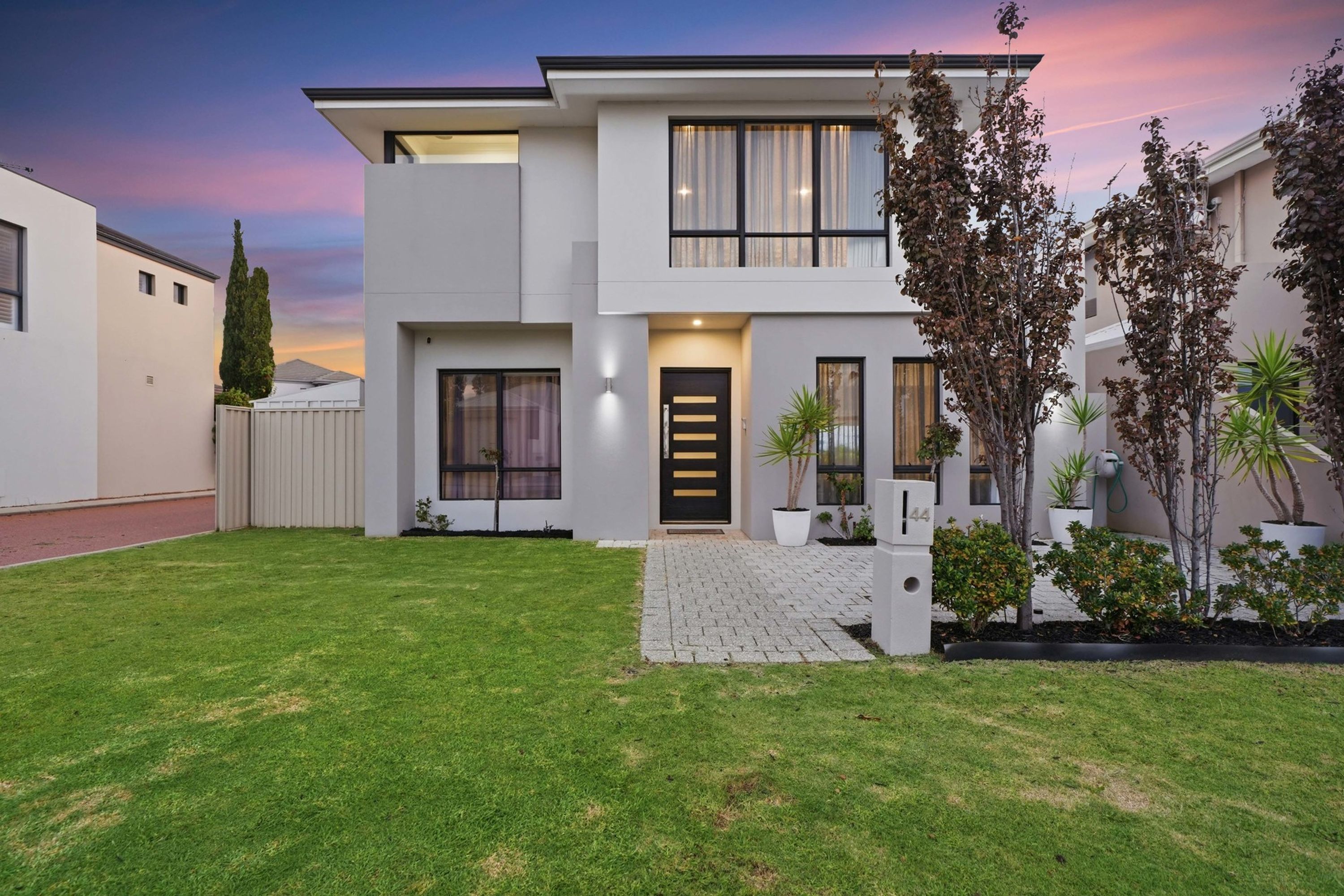44 Leschenault Boulevard, Lake Coogee, Lake Coogee - Image 1