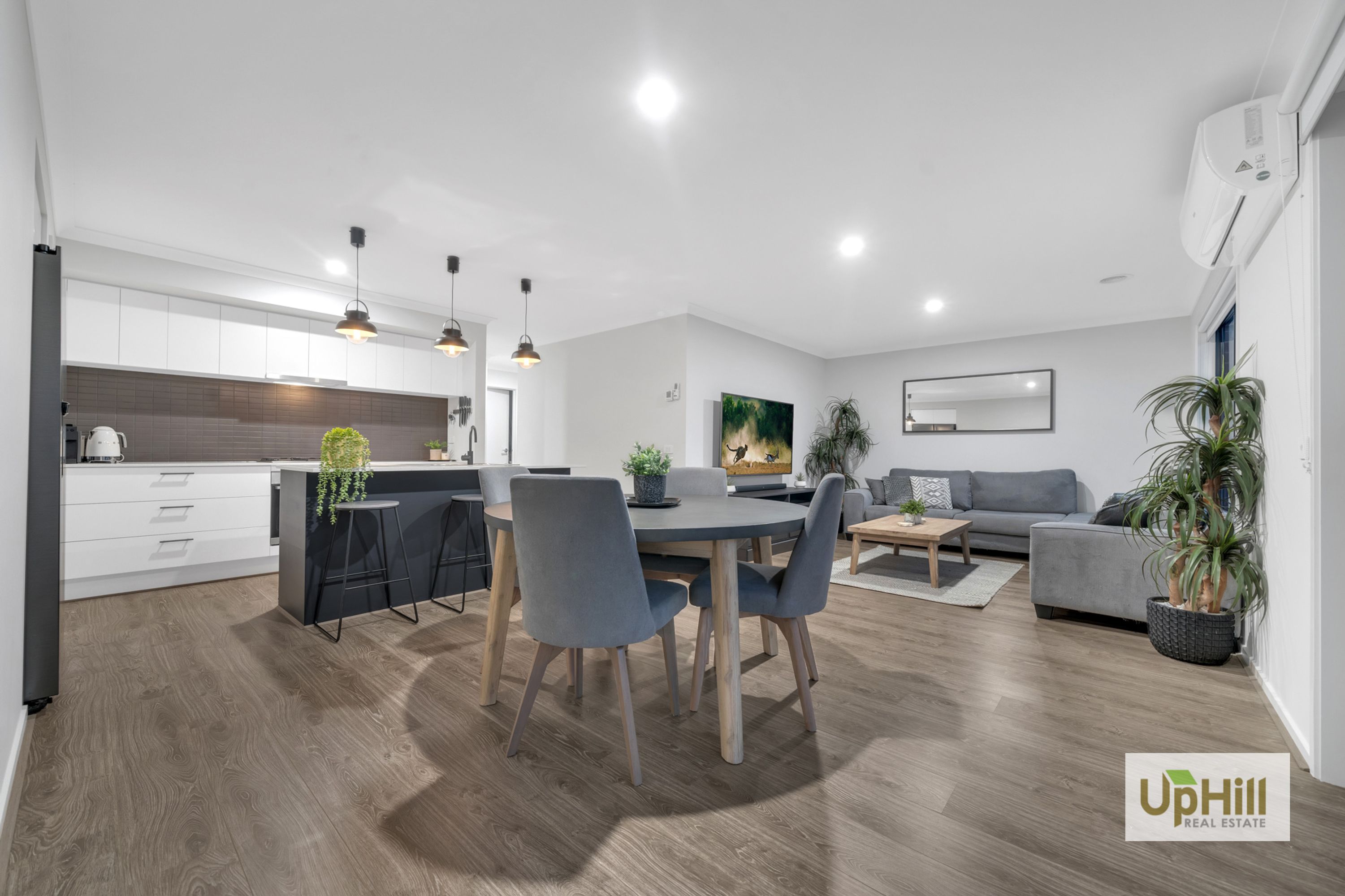47 Khan Boulevard, Clyde North - Thumbnail 8