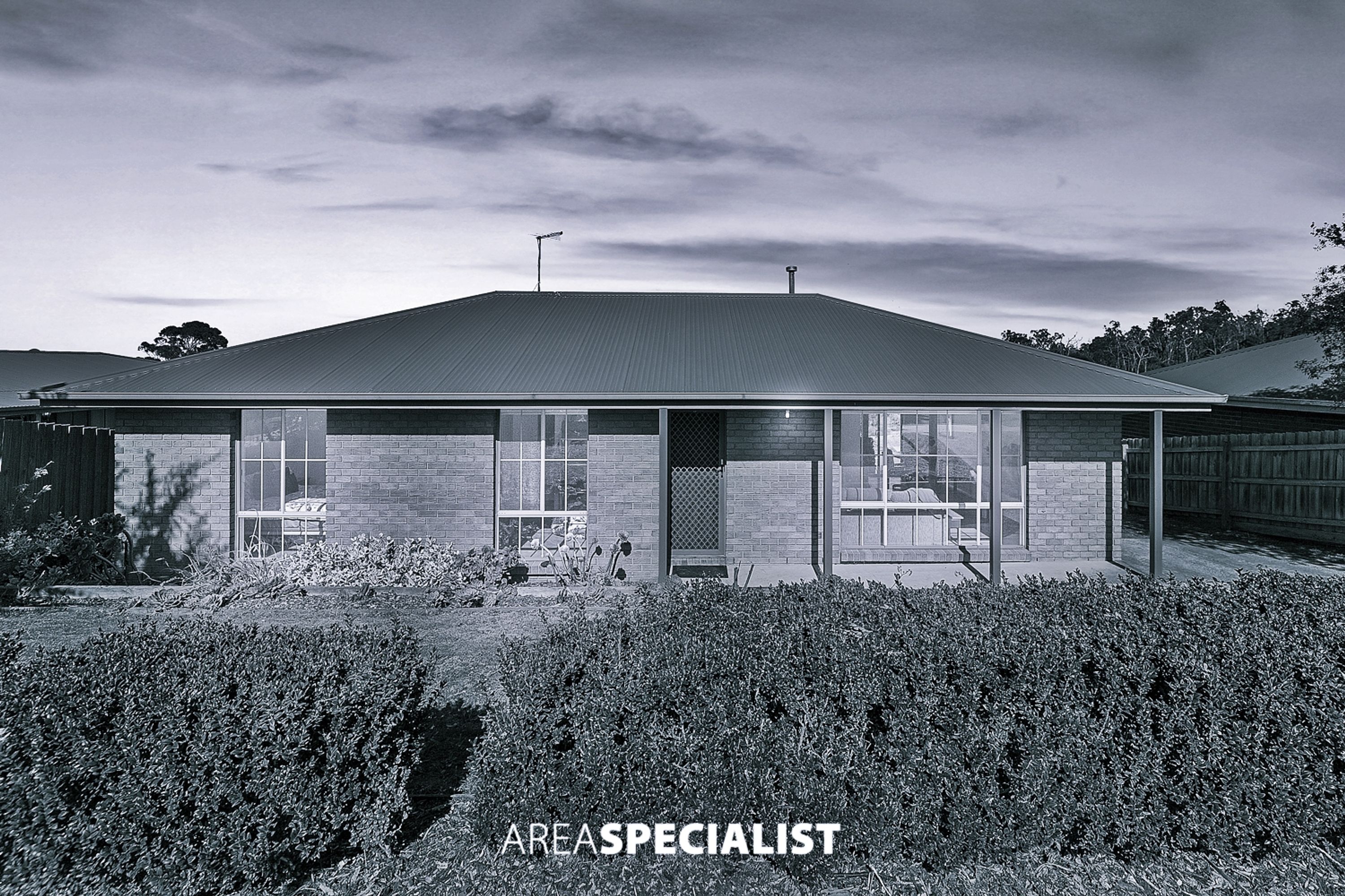 15 Breyleigh Drive, Pakenham - Image 1