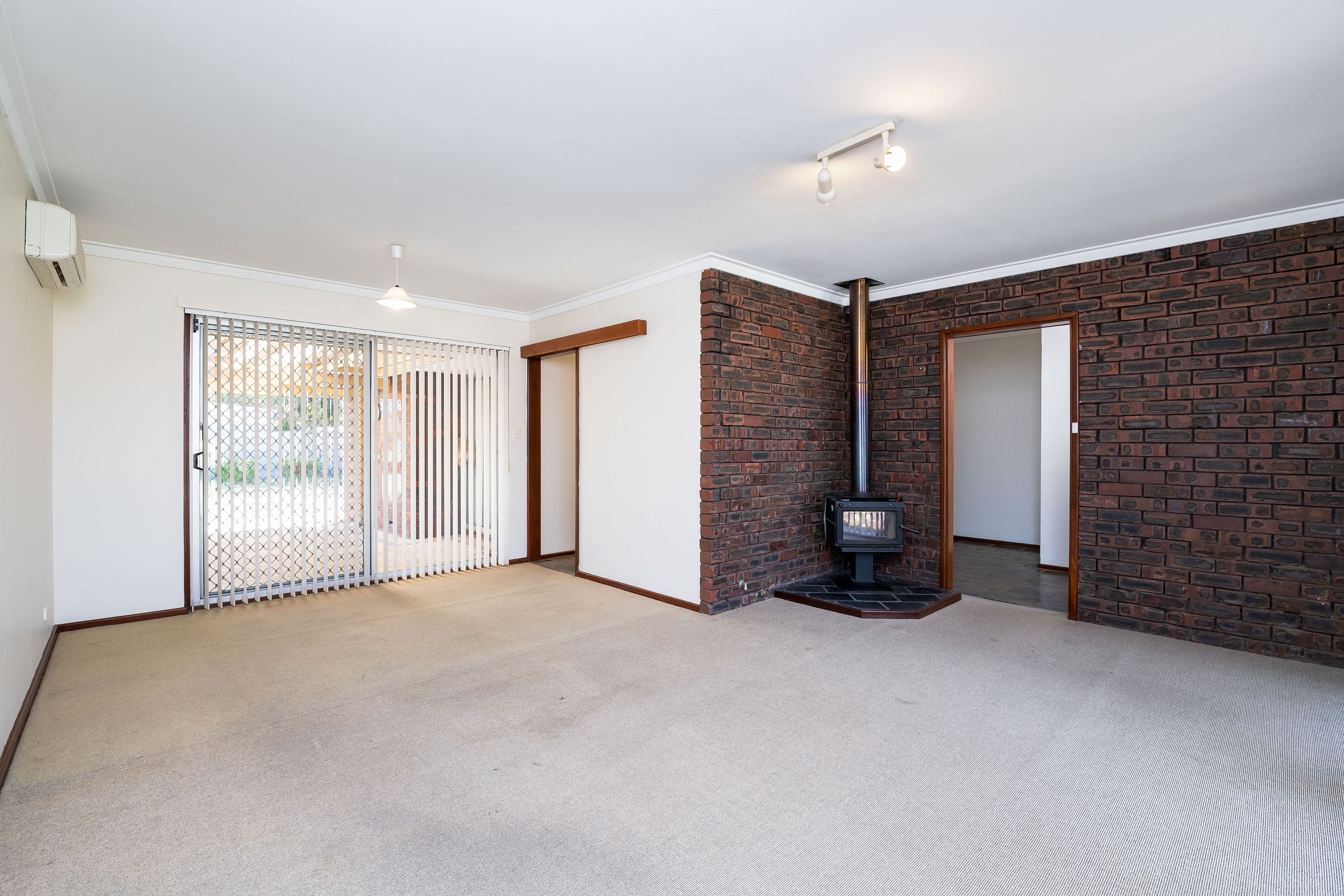 15 Carnegie Way, Padbury - Thumbnail 3