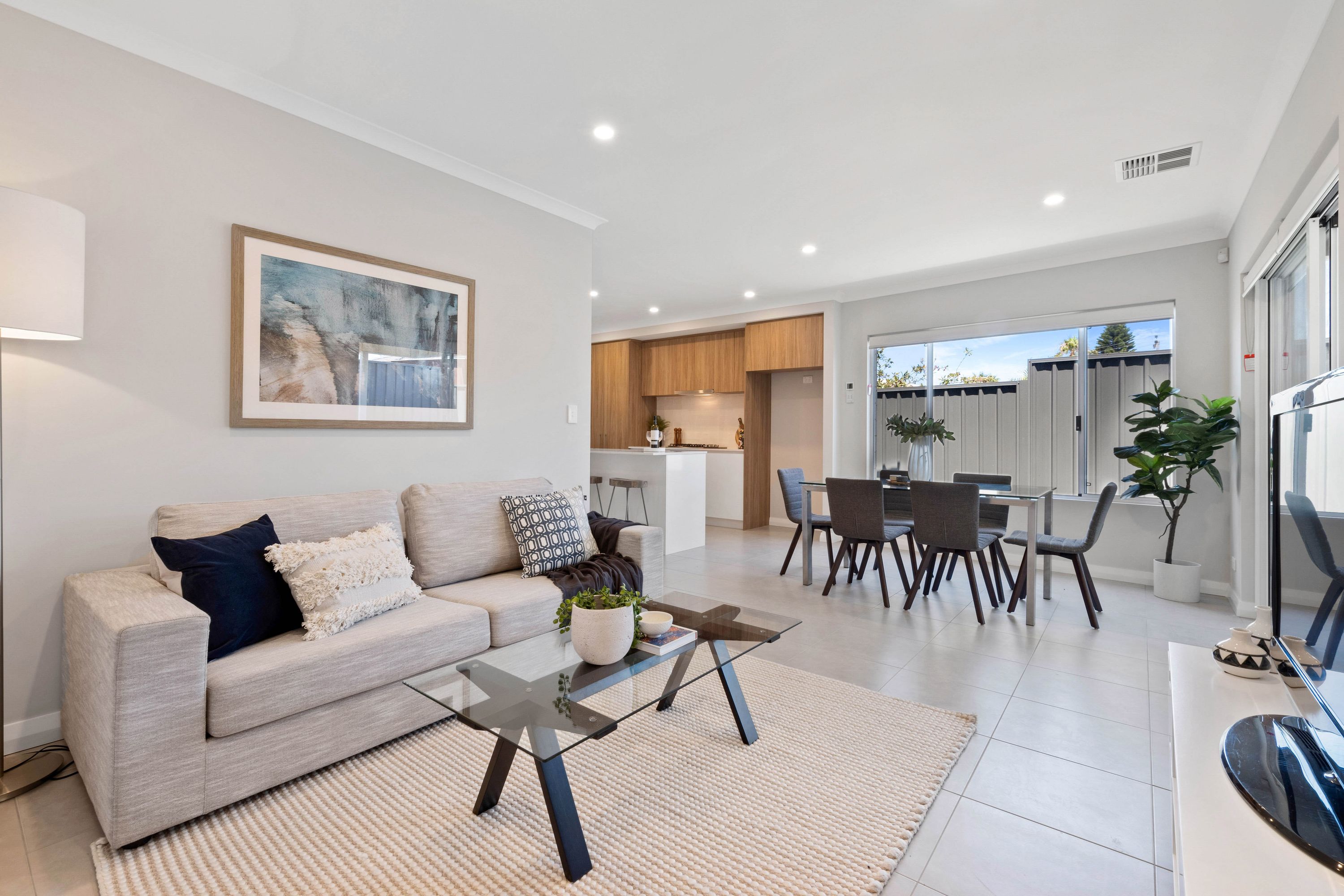 6C Austin Way, Padbury - Thumbnail 8