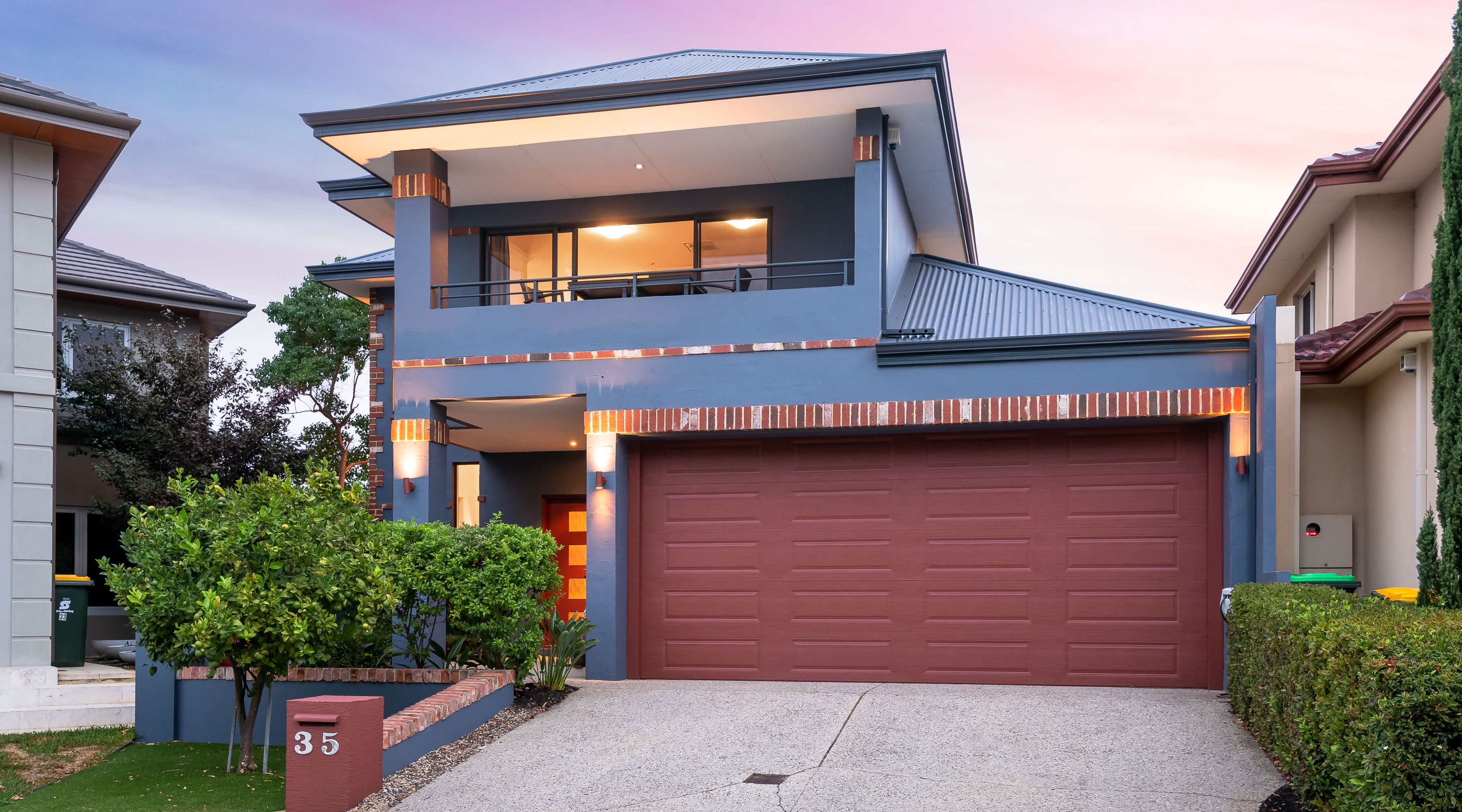 35 Candella Square, Stirling - Thumbnail 3