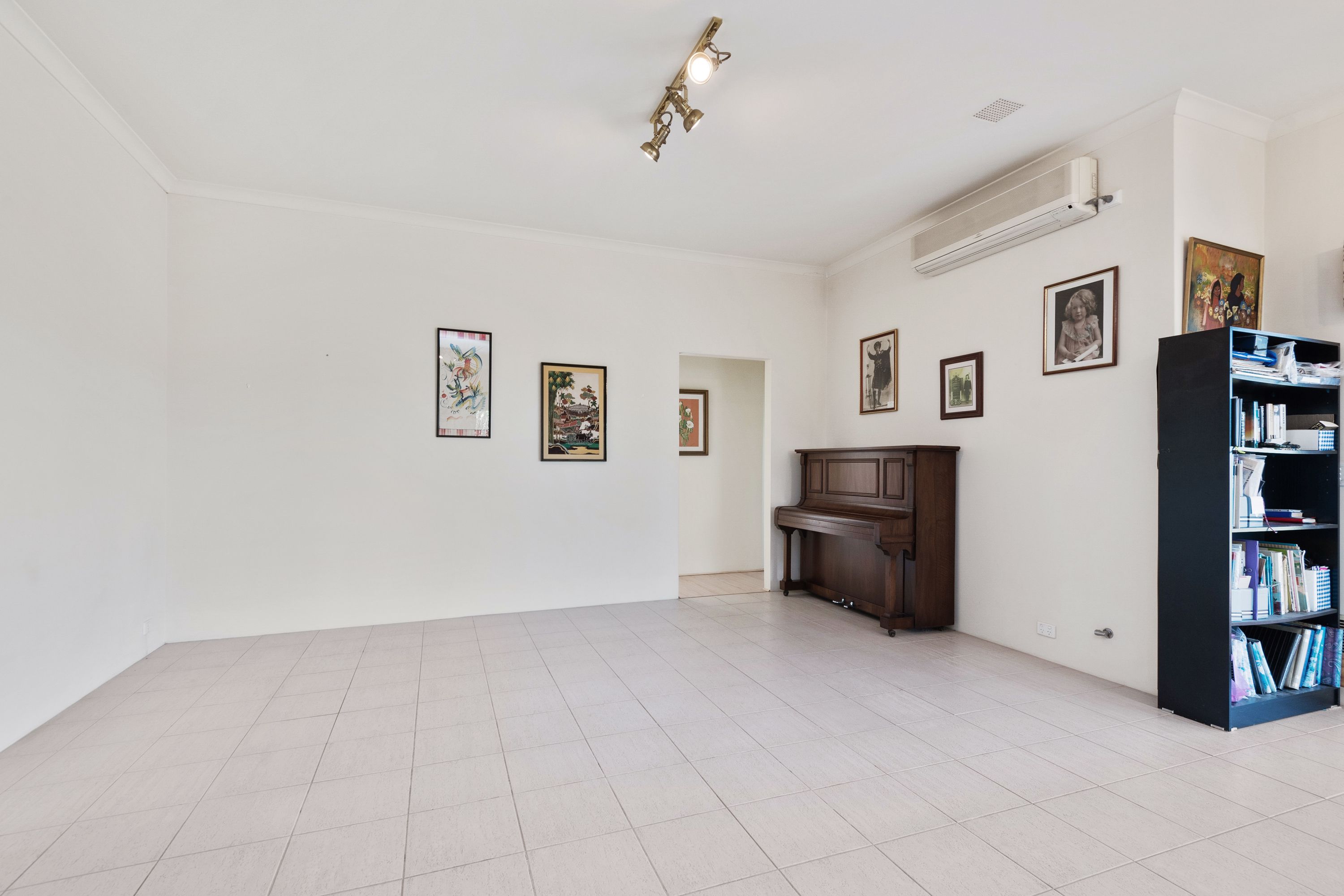 7 Delonix Circle, Woodvale - Thumbnail 2