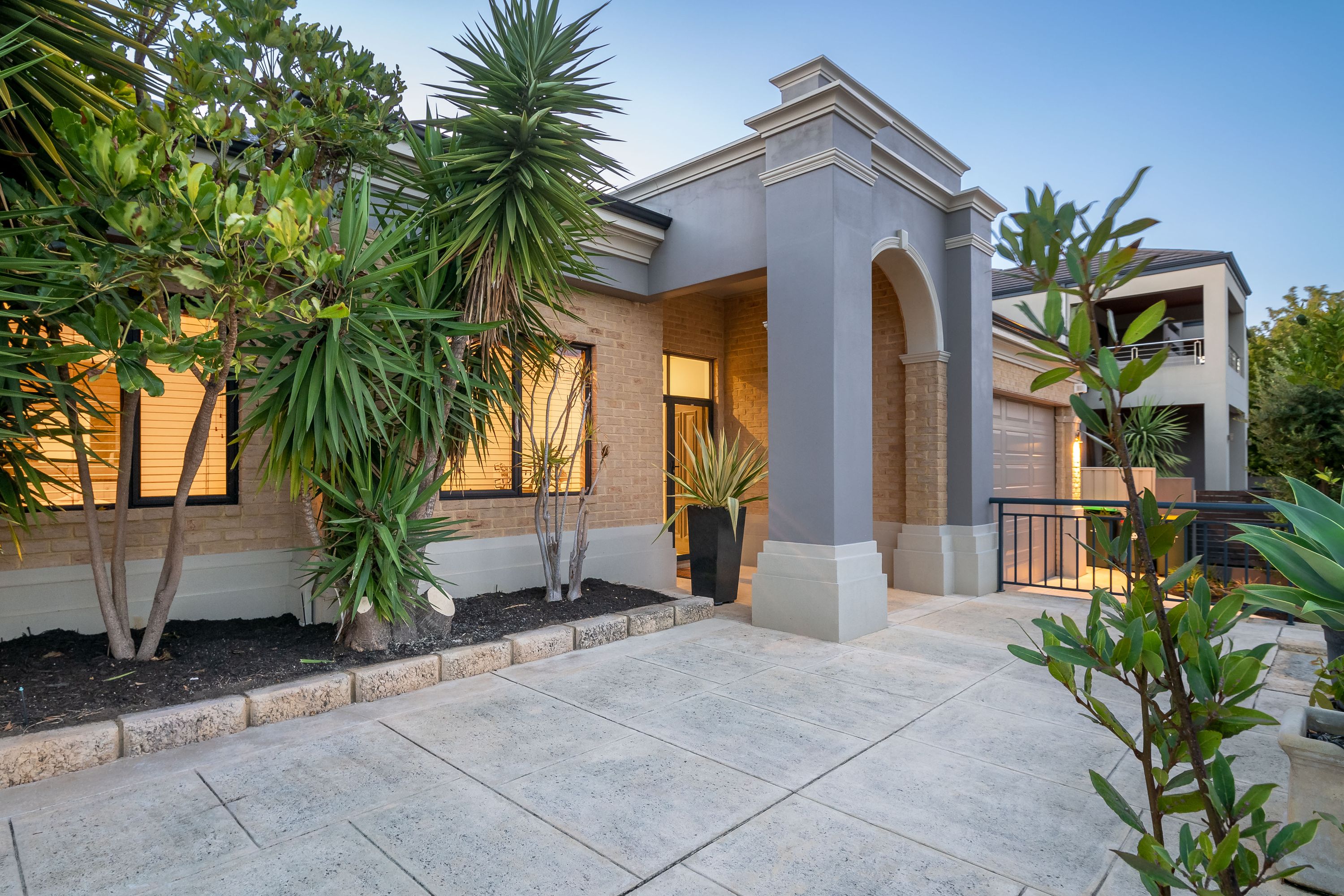 23 Paris Way, Karrinyup - Thumbnail 2