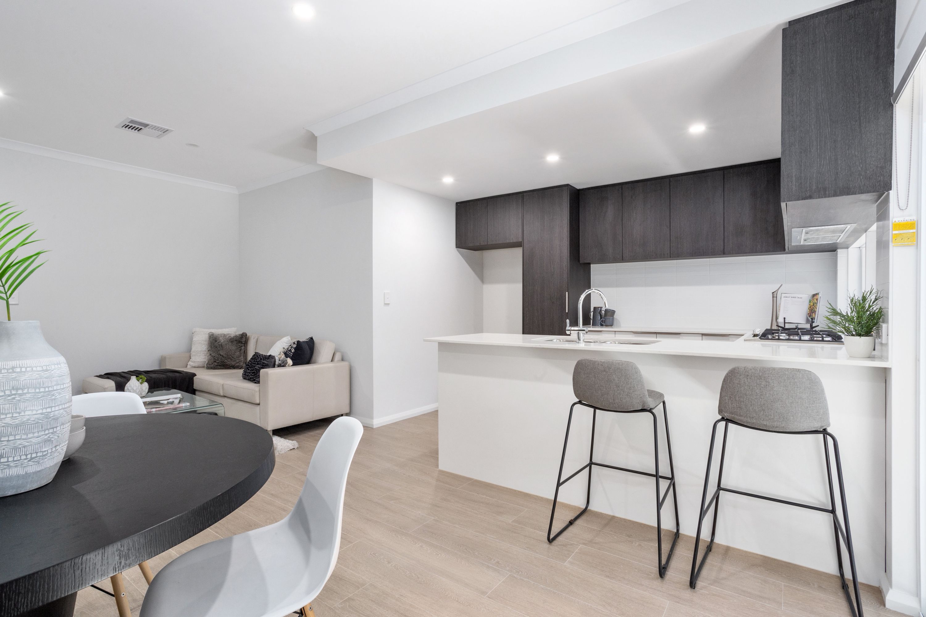 8B Austin Way, Padbury - Thumbnail 5