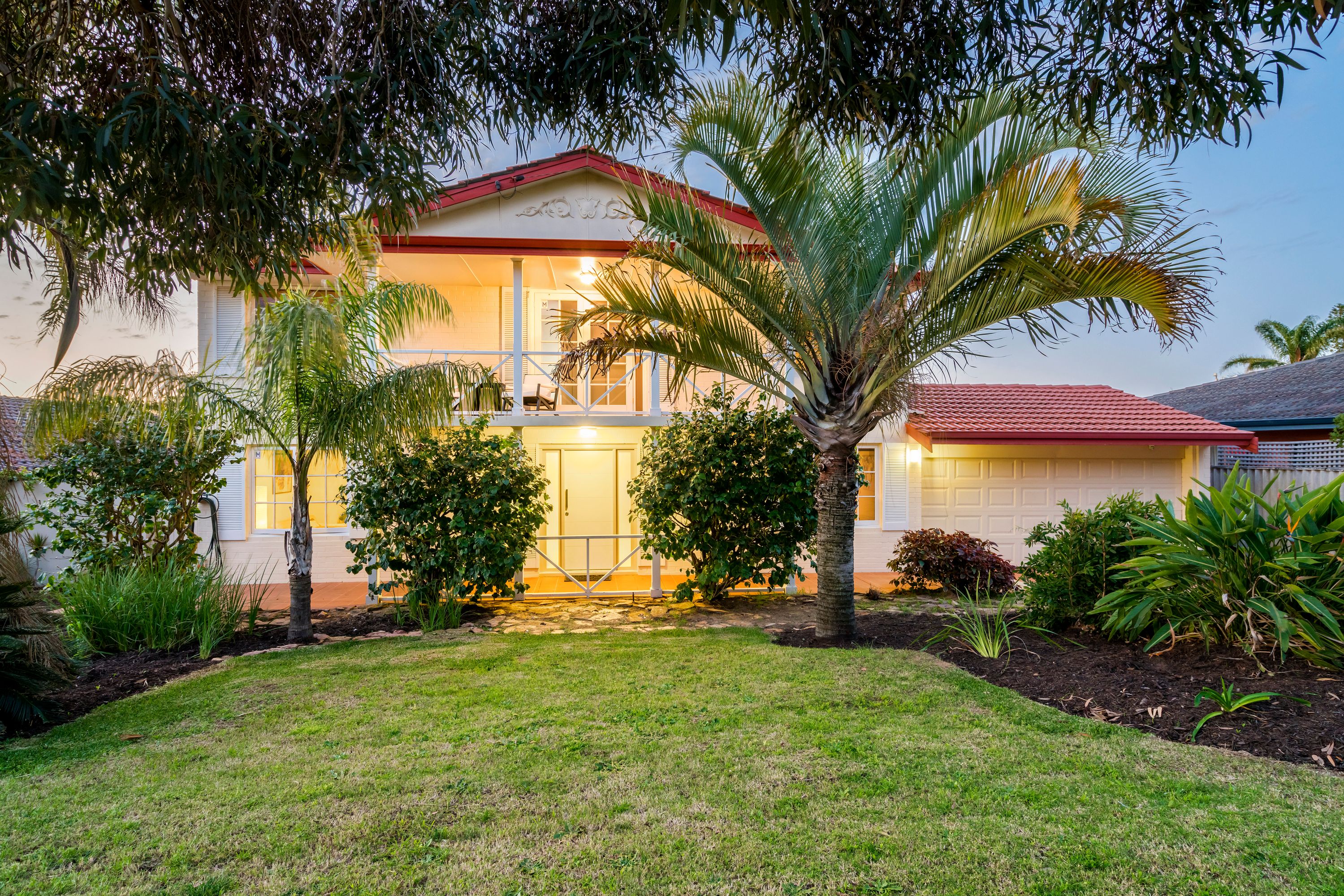 11 Trusley Way, Karrinyup - Thumbnail 2