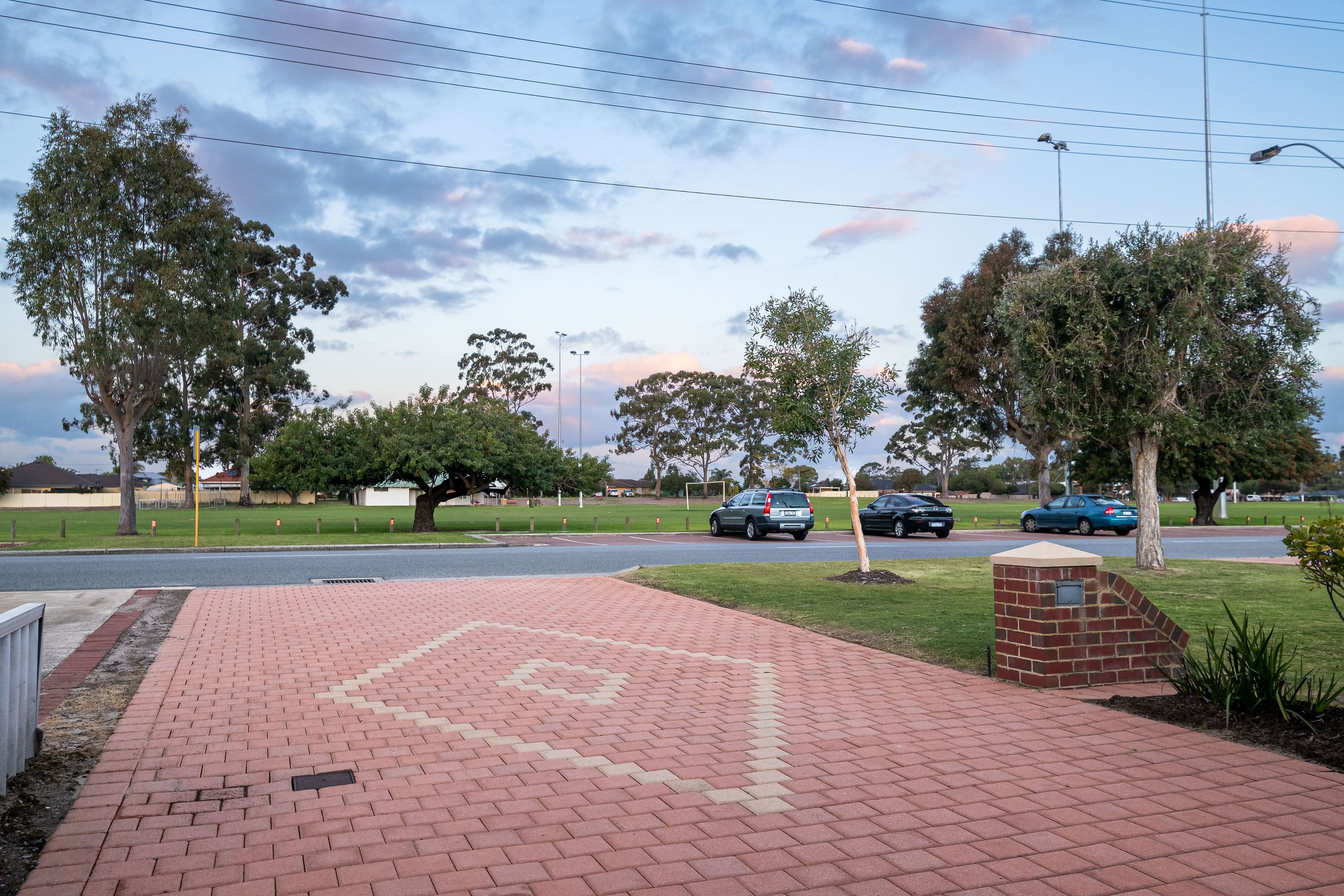 37A Emberson Road, Morley - Thumbnail 2