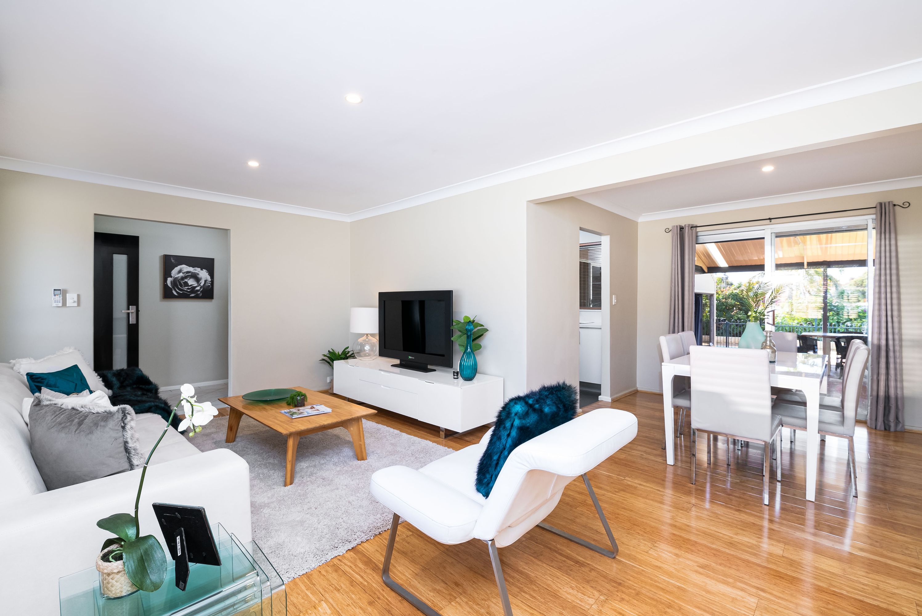 39 Sillmon Way, Duncraig - Thumbnail 4
