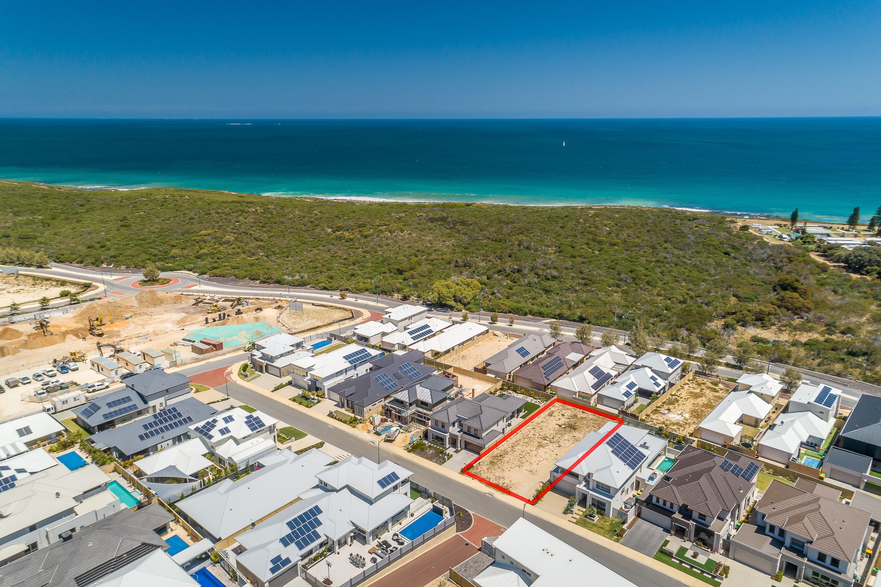 54 Blackpool Promenade, Iluka - Thumbnail 3