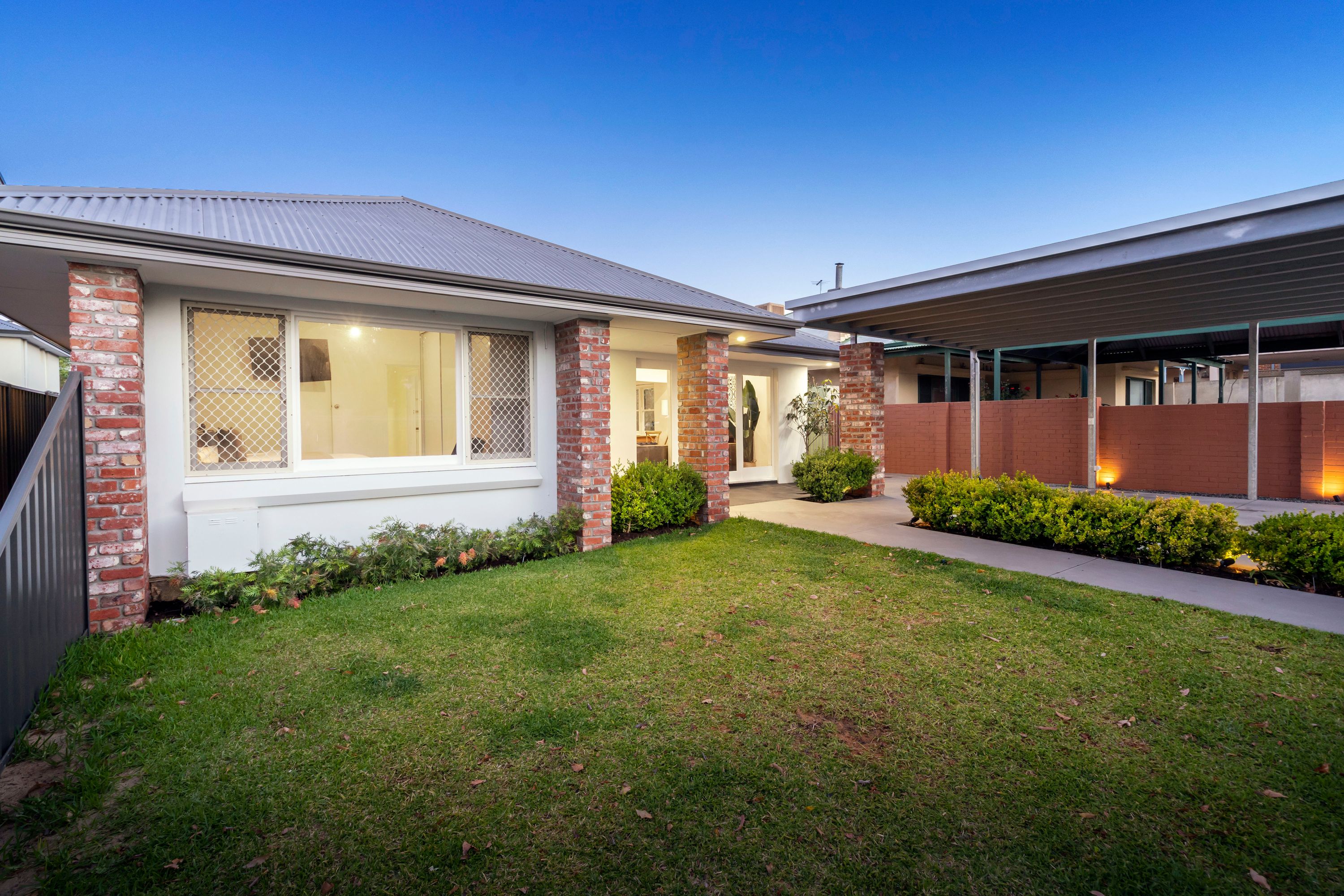 10 Auborough Street, Doubleview - Thumbnail 5