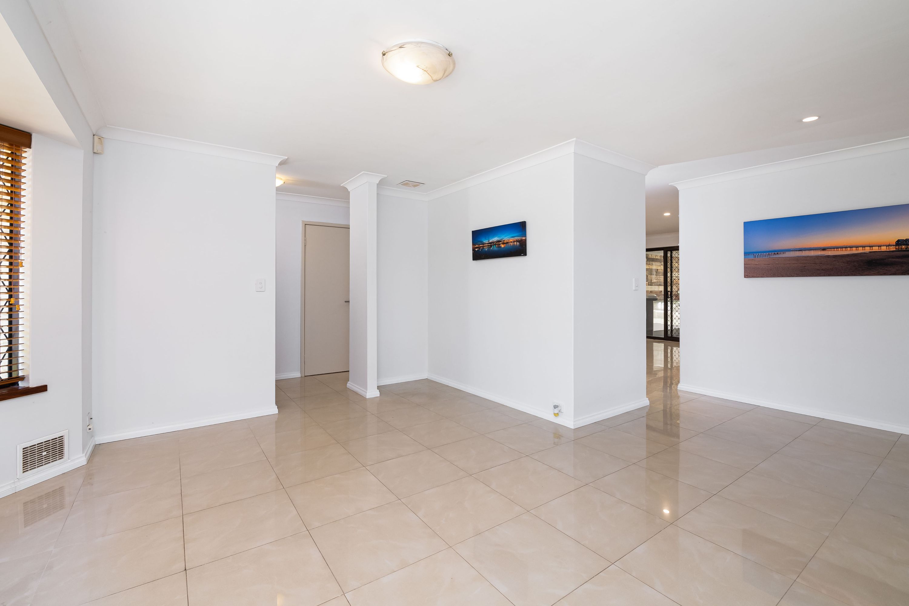 10 Chadwin Place, Padbury - Thumbnail 3