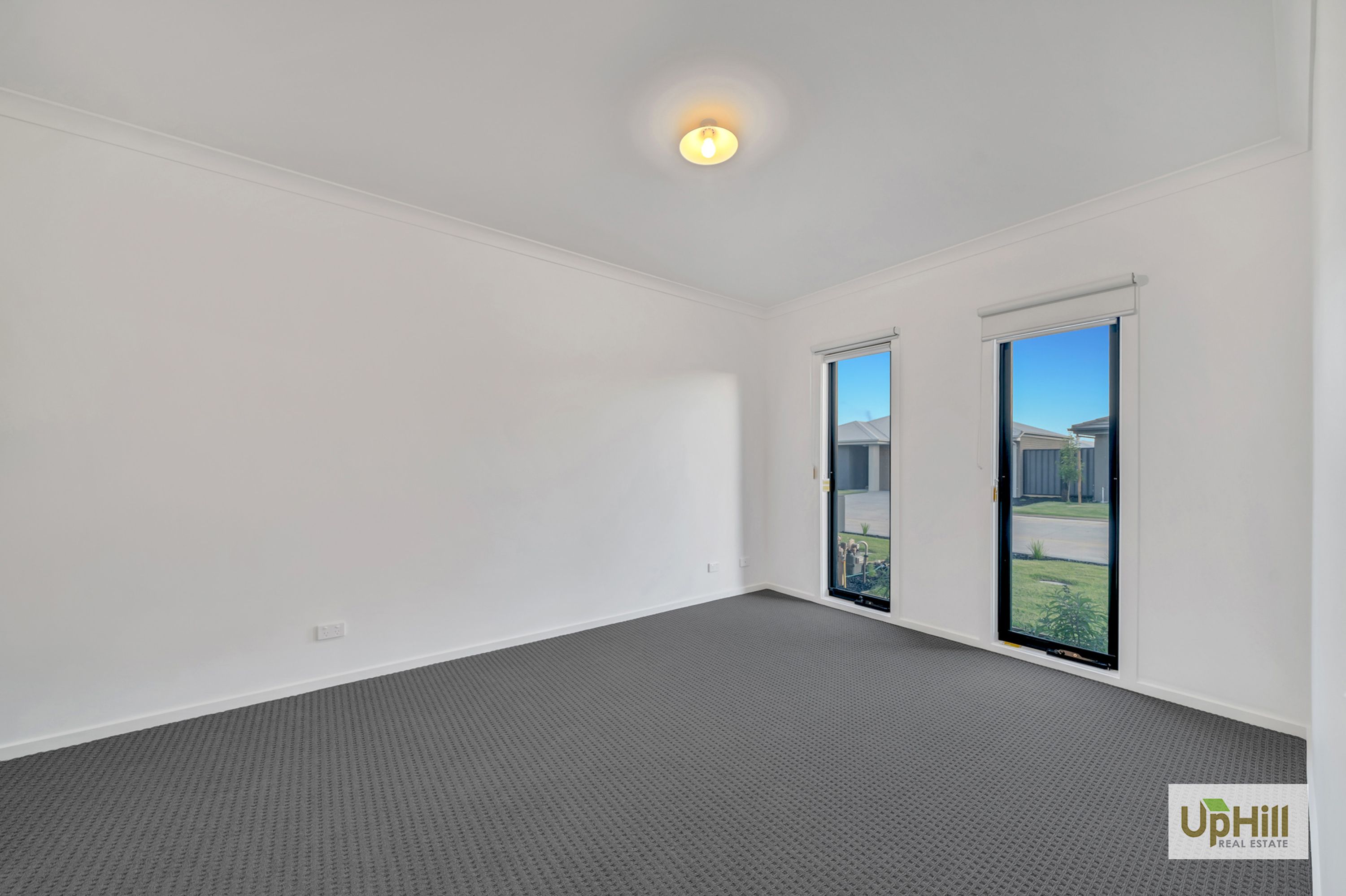 2 Maserati way, Cranbourne East - Thumbnail 4