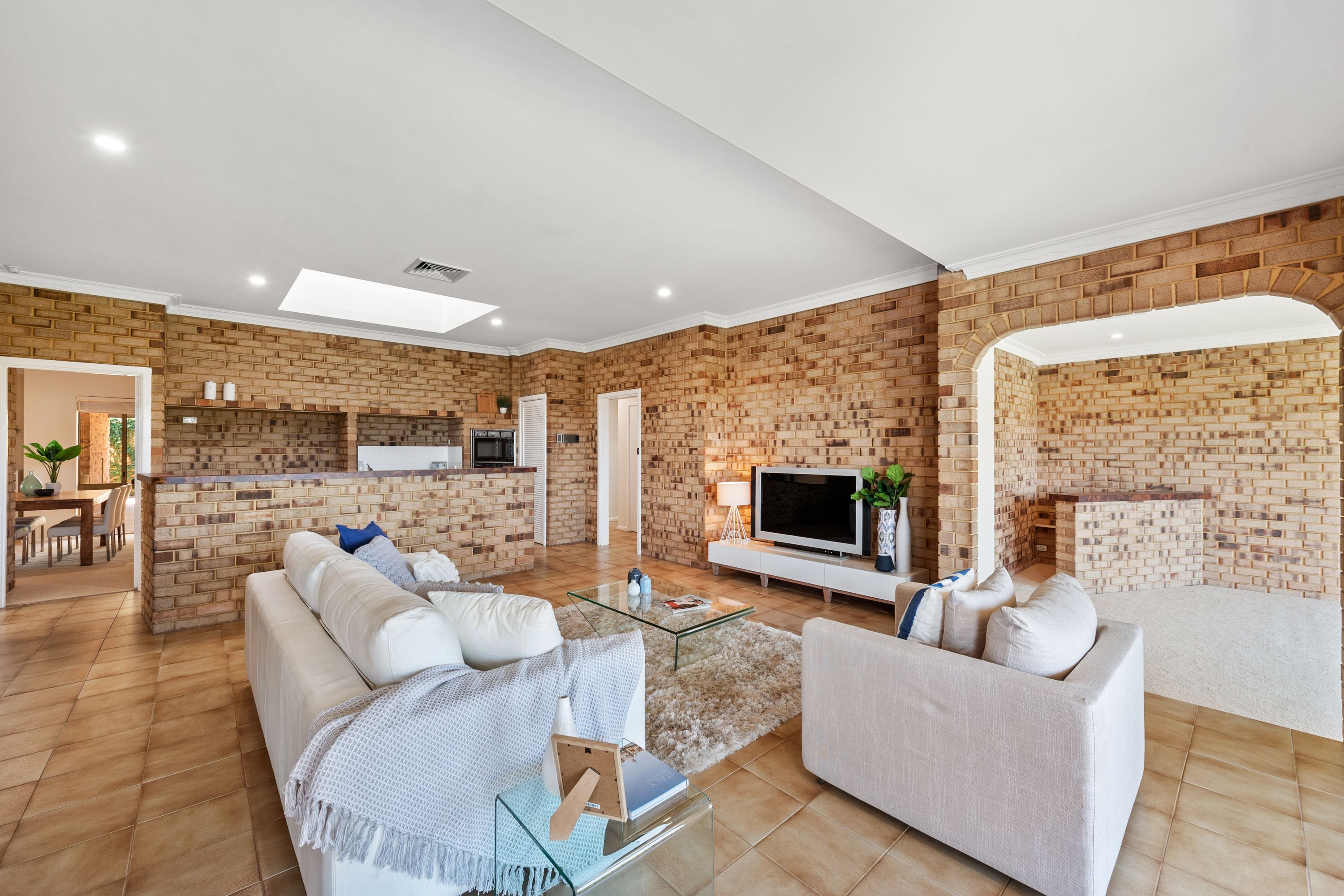 2 Burtonia Close, Duncraig - Thumbnail 7