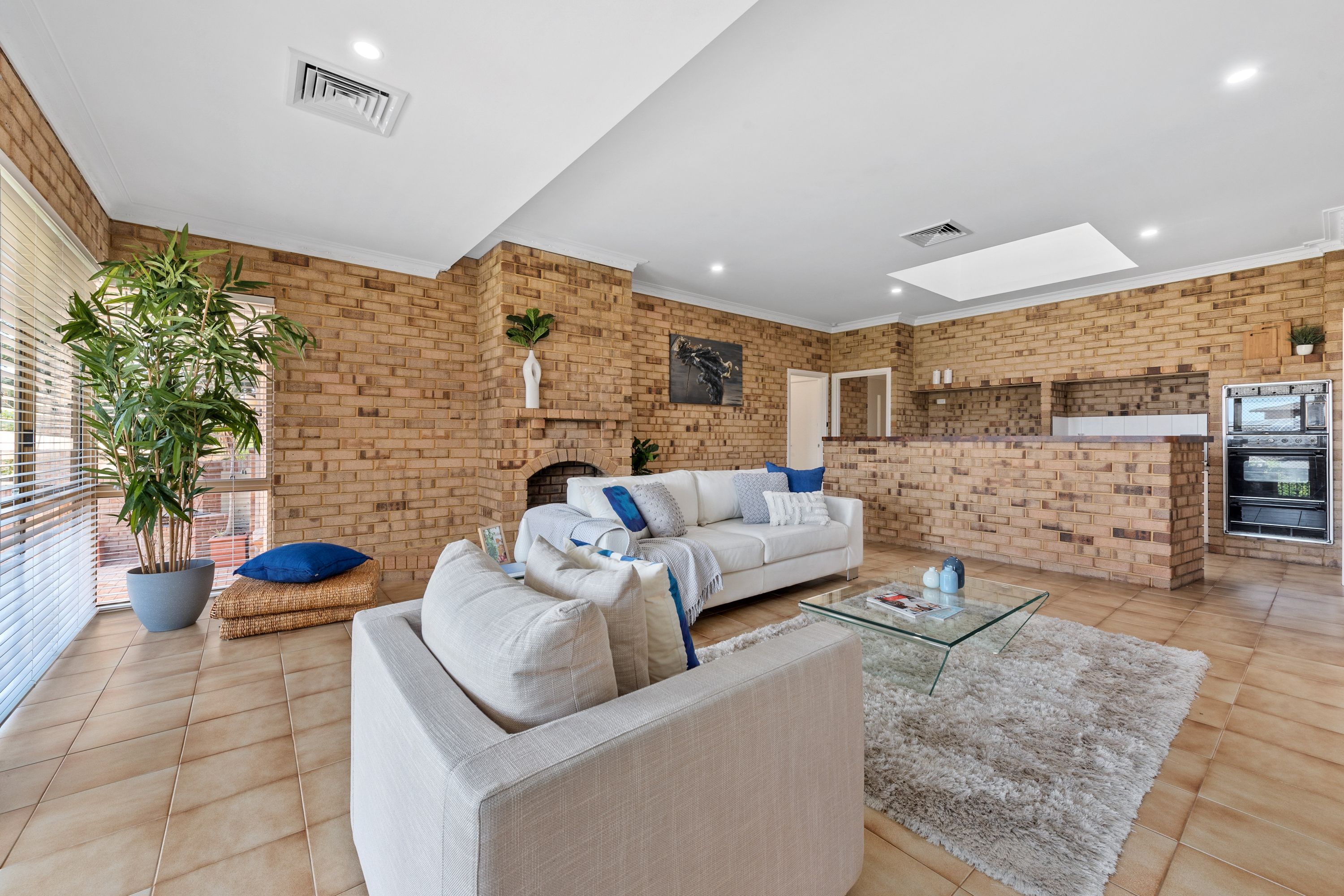 2 Burtonia Close, Duncraig - Thumbnail 8