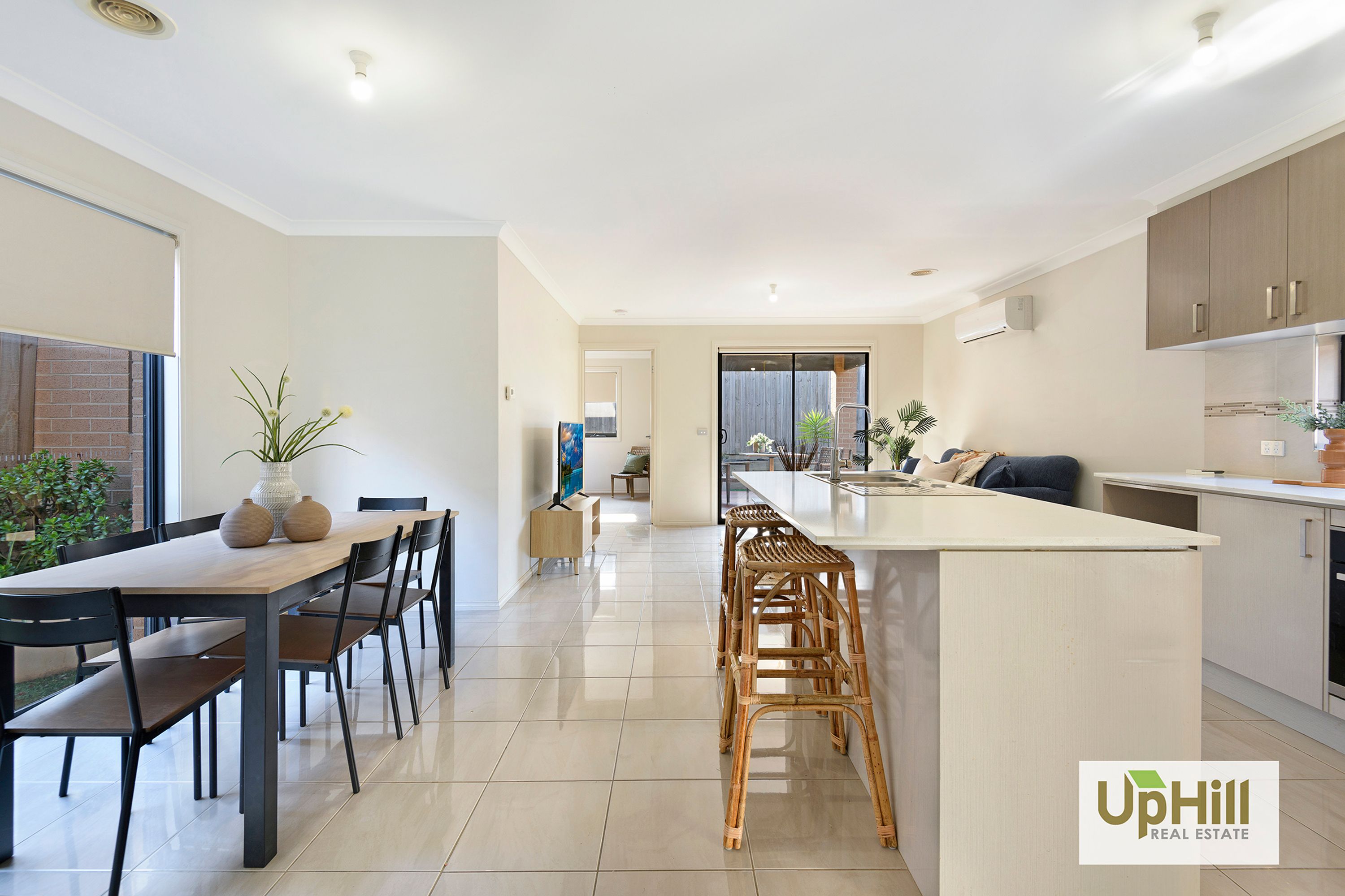 15 Cubbie Way, Clyde North - Thumbnail 6