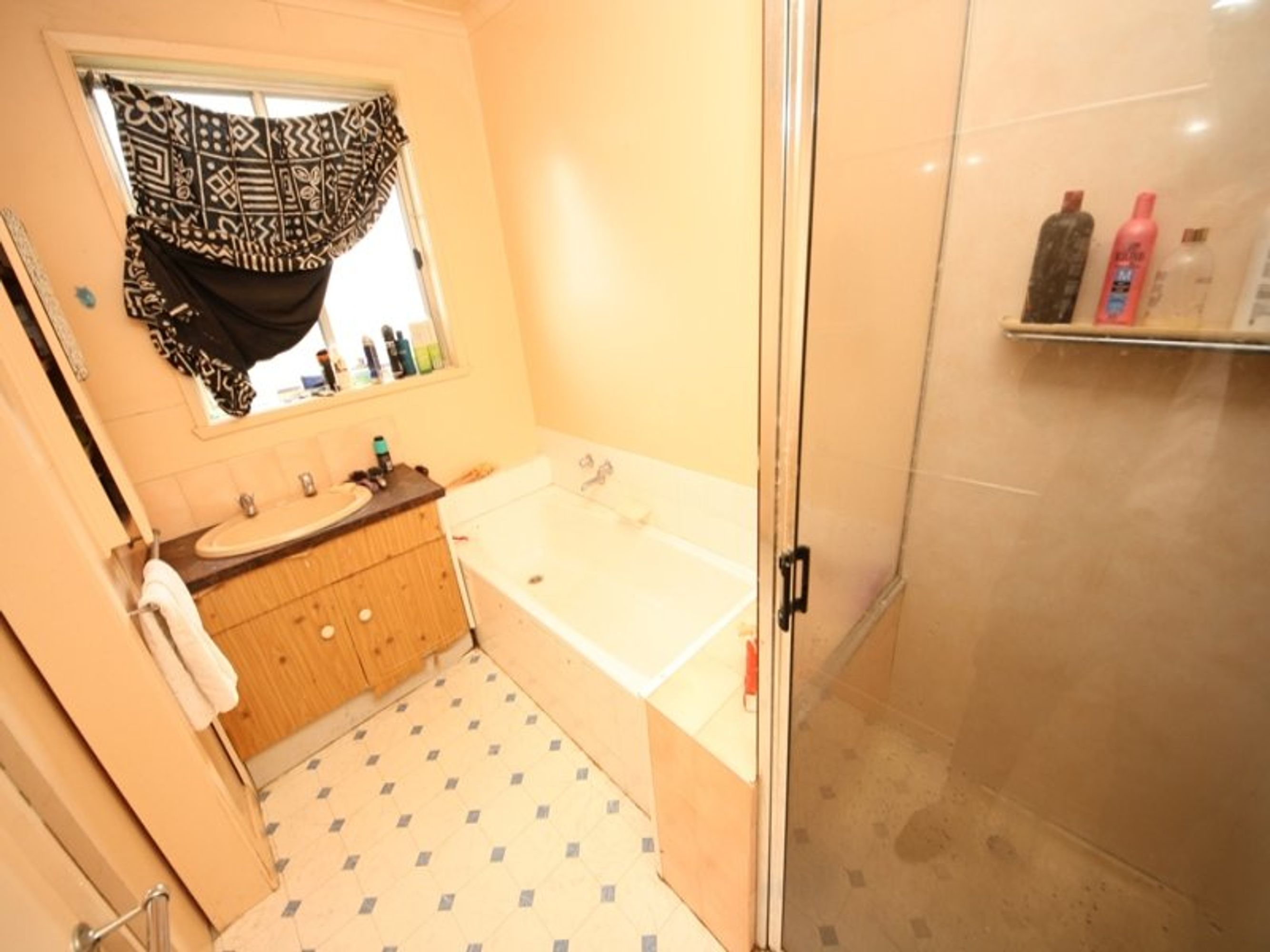 6 Felstead Avenue, Horsham VIC 3400, Horsham - Thumbnail 4