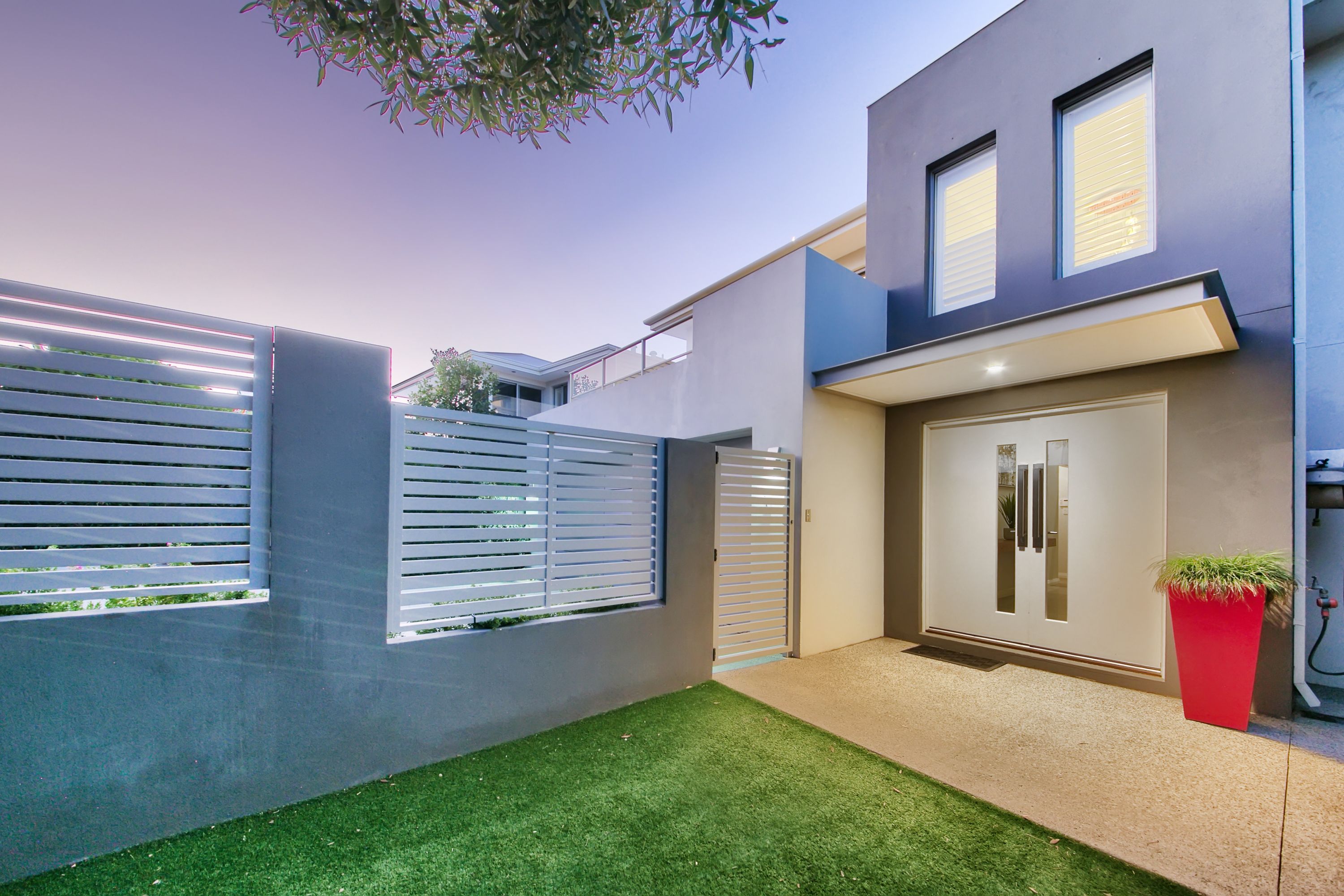 22 Edmondson Crescent, Karrinyup - Thumbnail 2