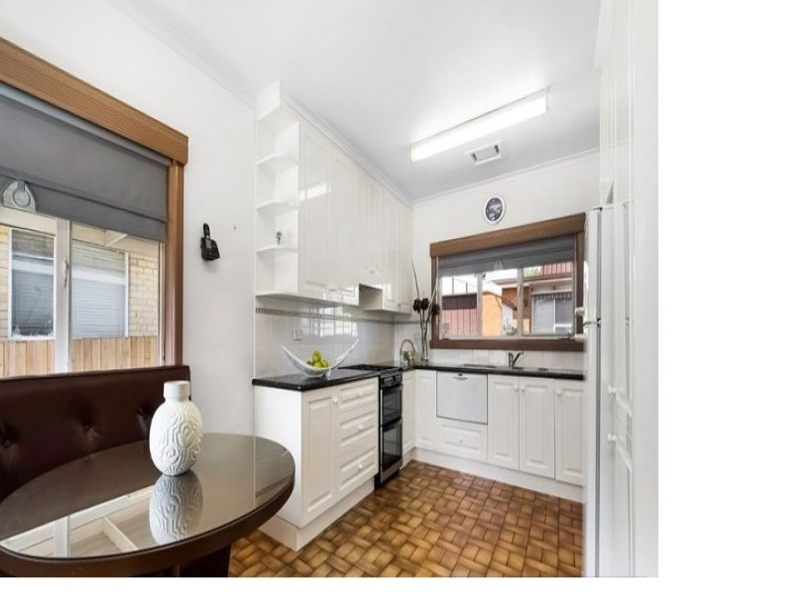 8 Dundee Avenue, Chadstone - Thumbnail 4