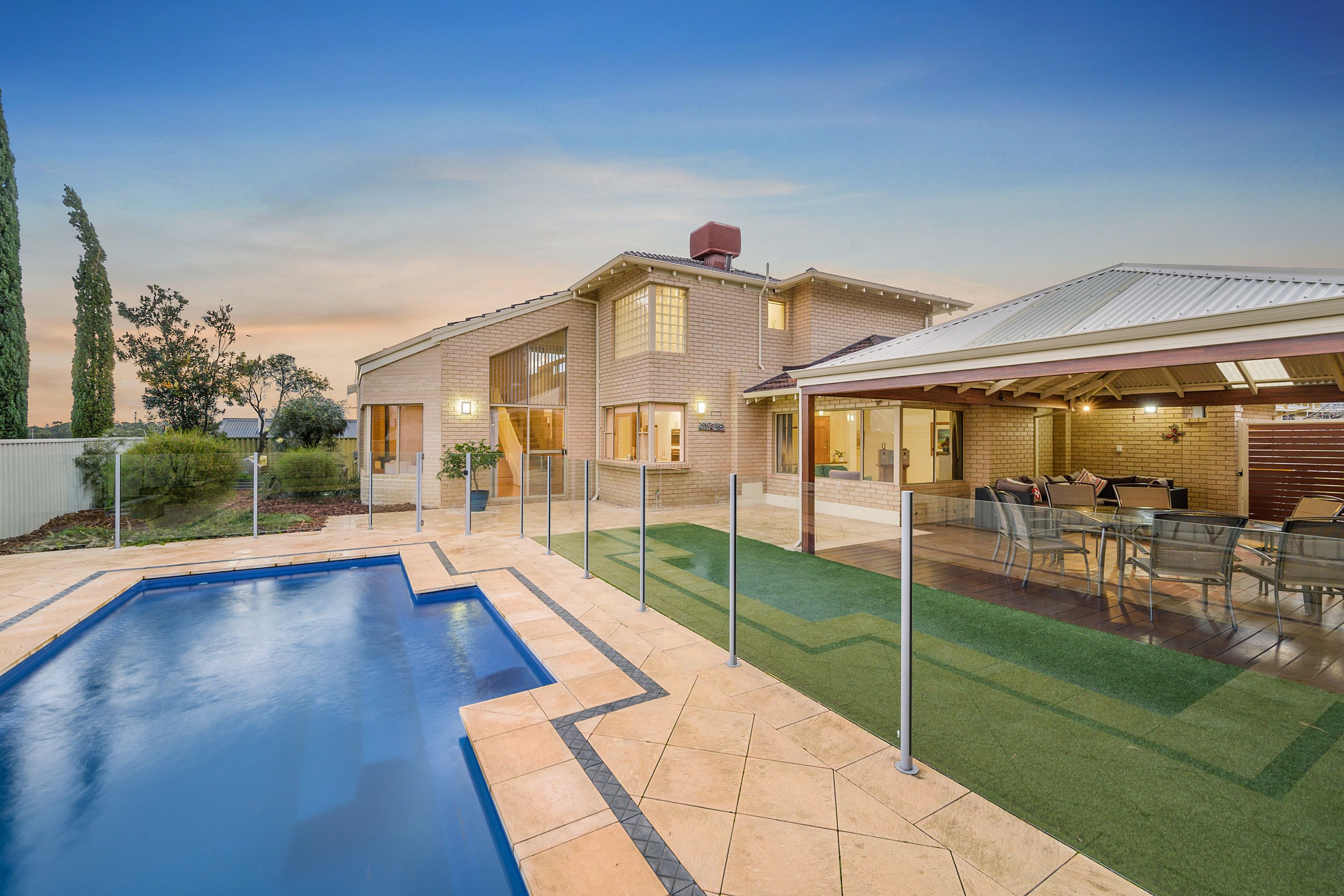 23 Hazelwood Loop, Carine - Thumbnail 2