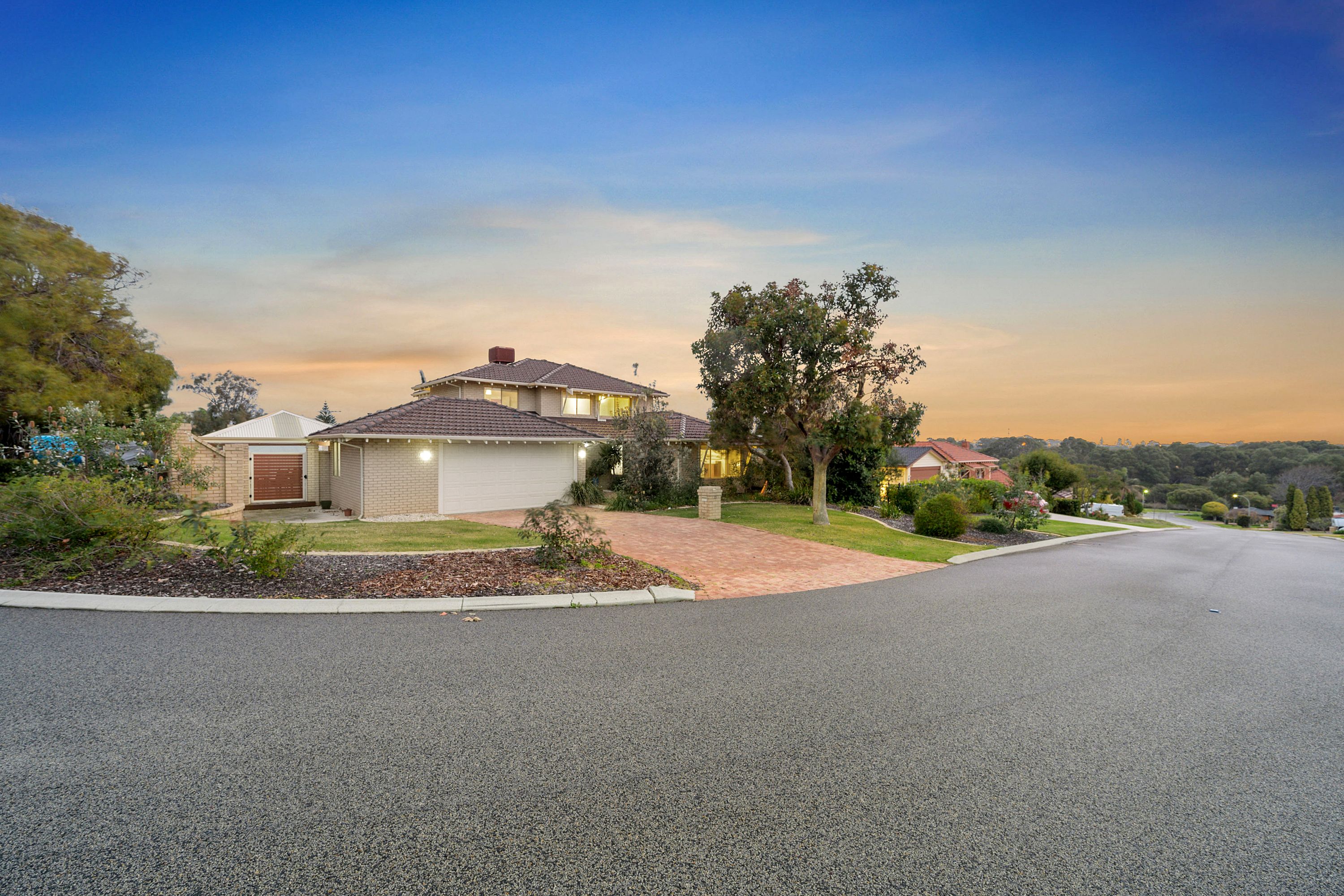 23 Hazelwood Loop, Carine - Thumbnail 3