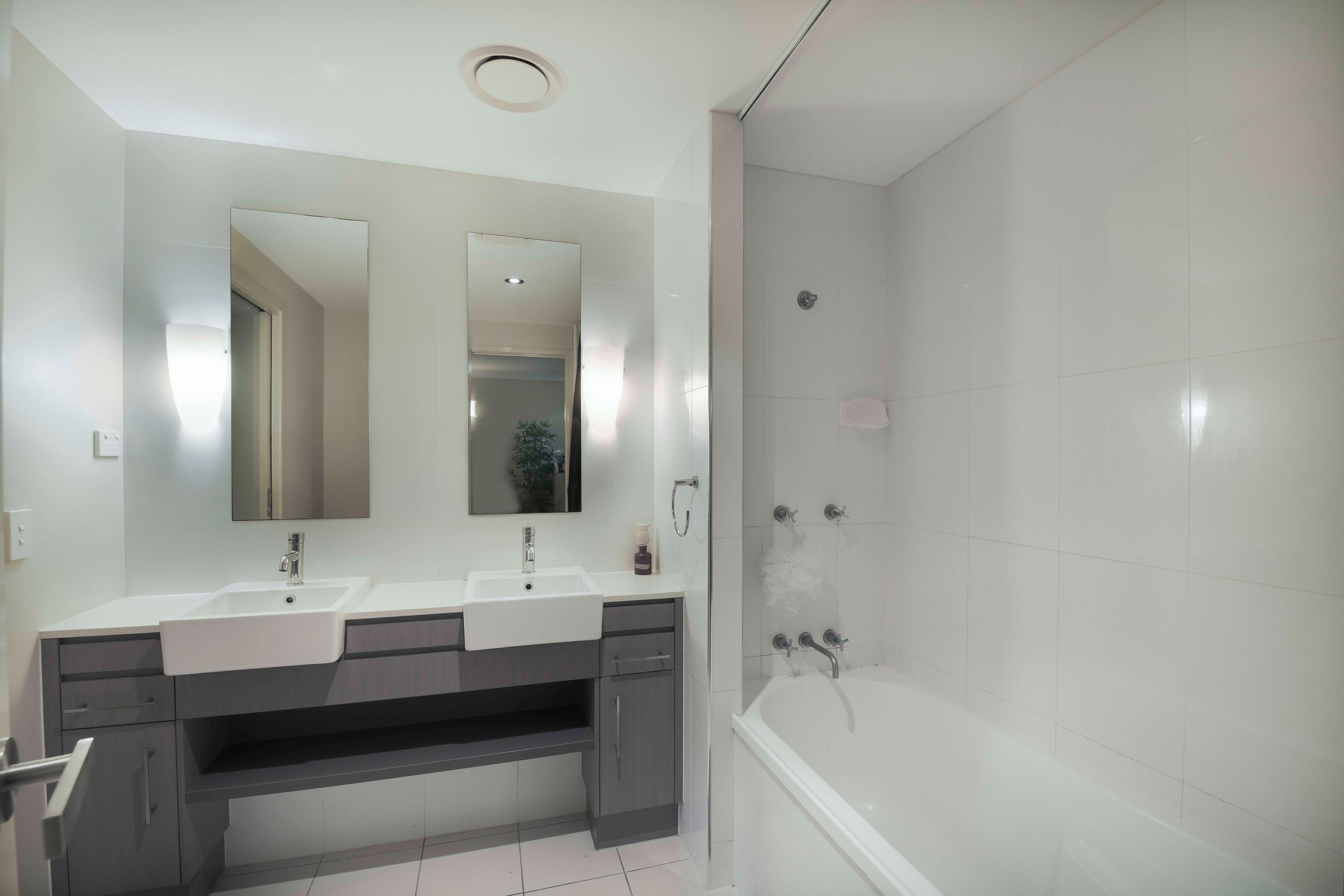 780/12, Westcourt - Thumbnail 6