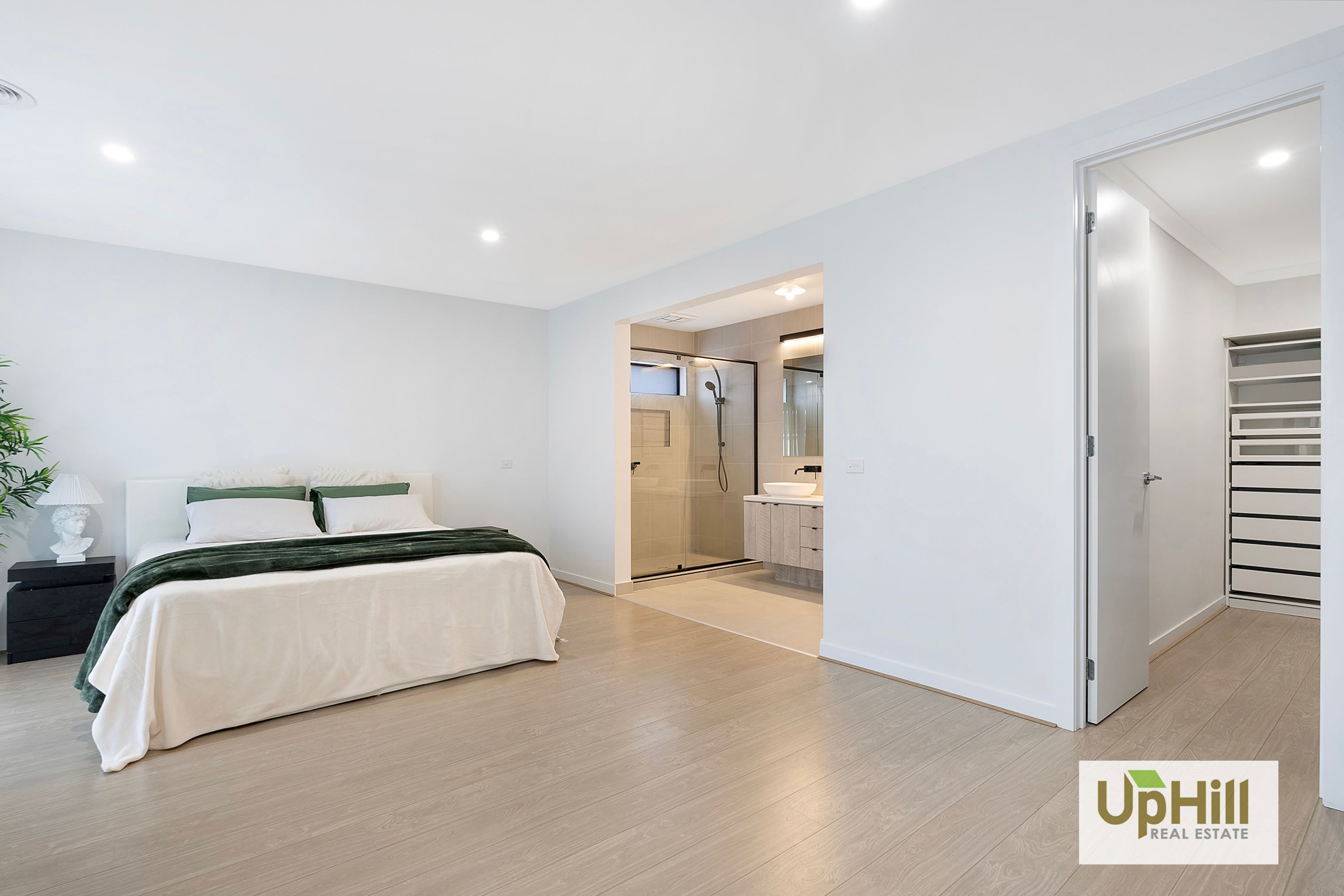 14 Noah Road, Clyde North - Thumbnail 4