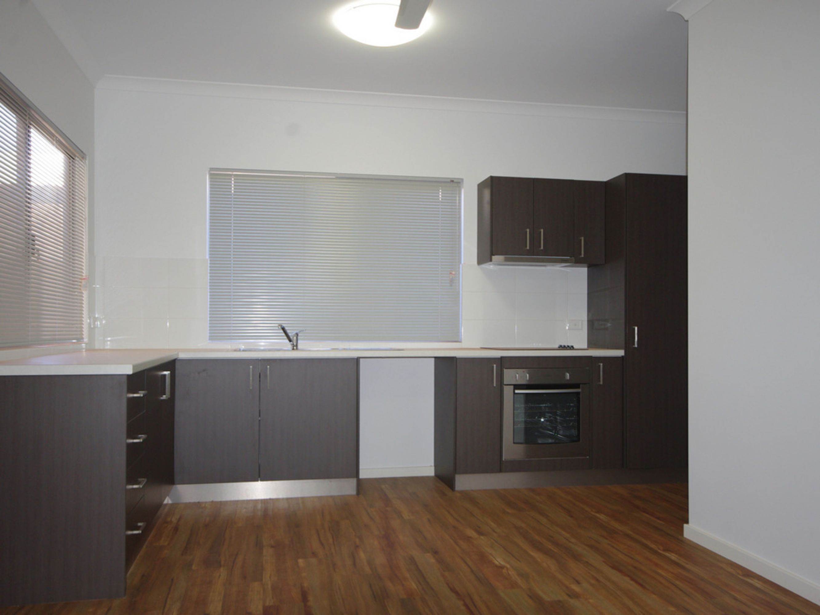 8 Hibiscus Way, Newman, Newman - Thumbnail 2
