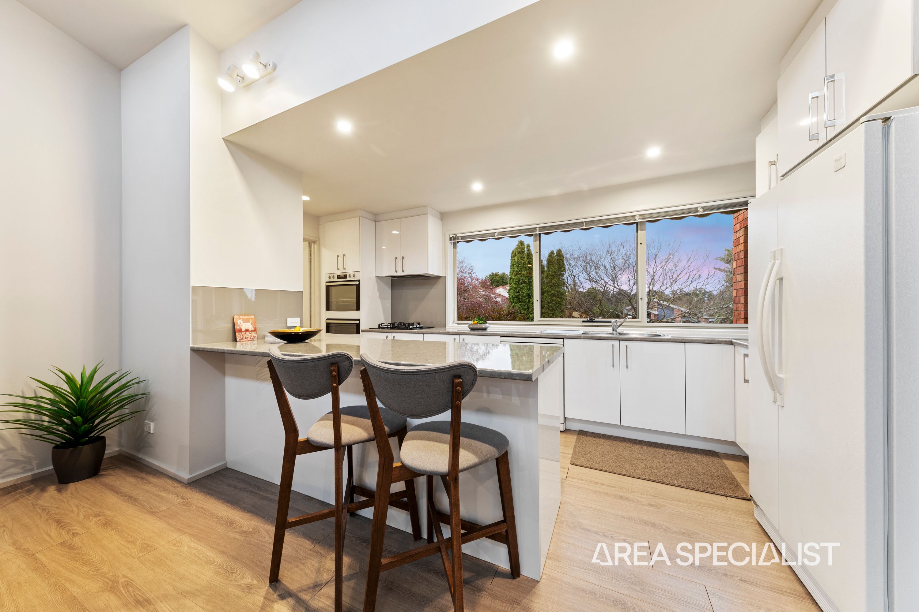 2 Sumner Court, Berwick - Thumbnail 3