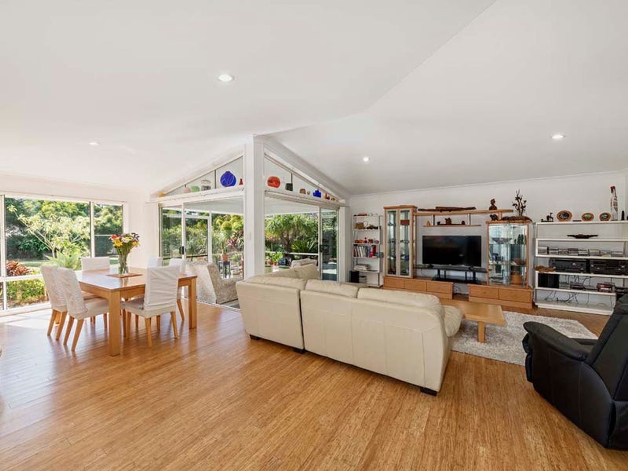 115 Mahogany Drive, Gulmarrad - Thumbnail 4