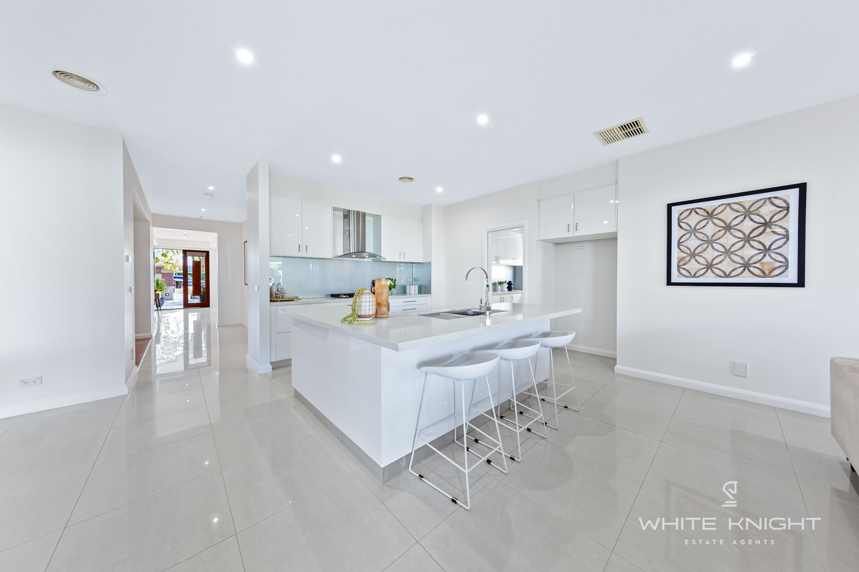 1 Benmore Court, Taylors Hill VIC 3037, Taylors Hill - Thumbnail 5