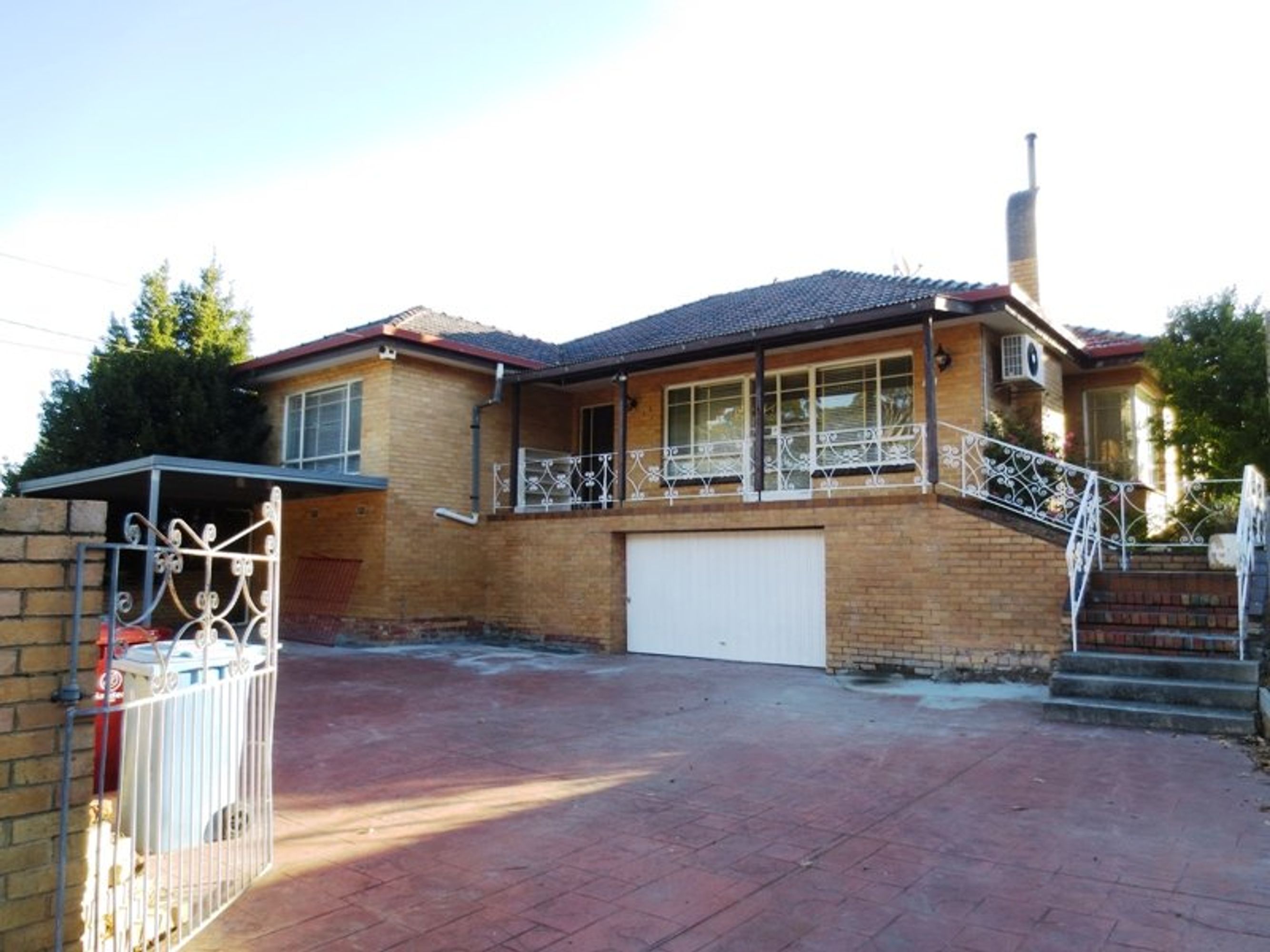 18 Phillip Avenue
