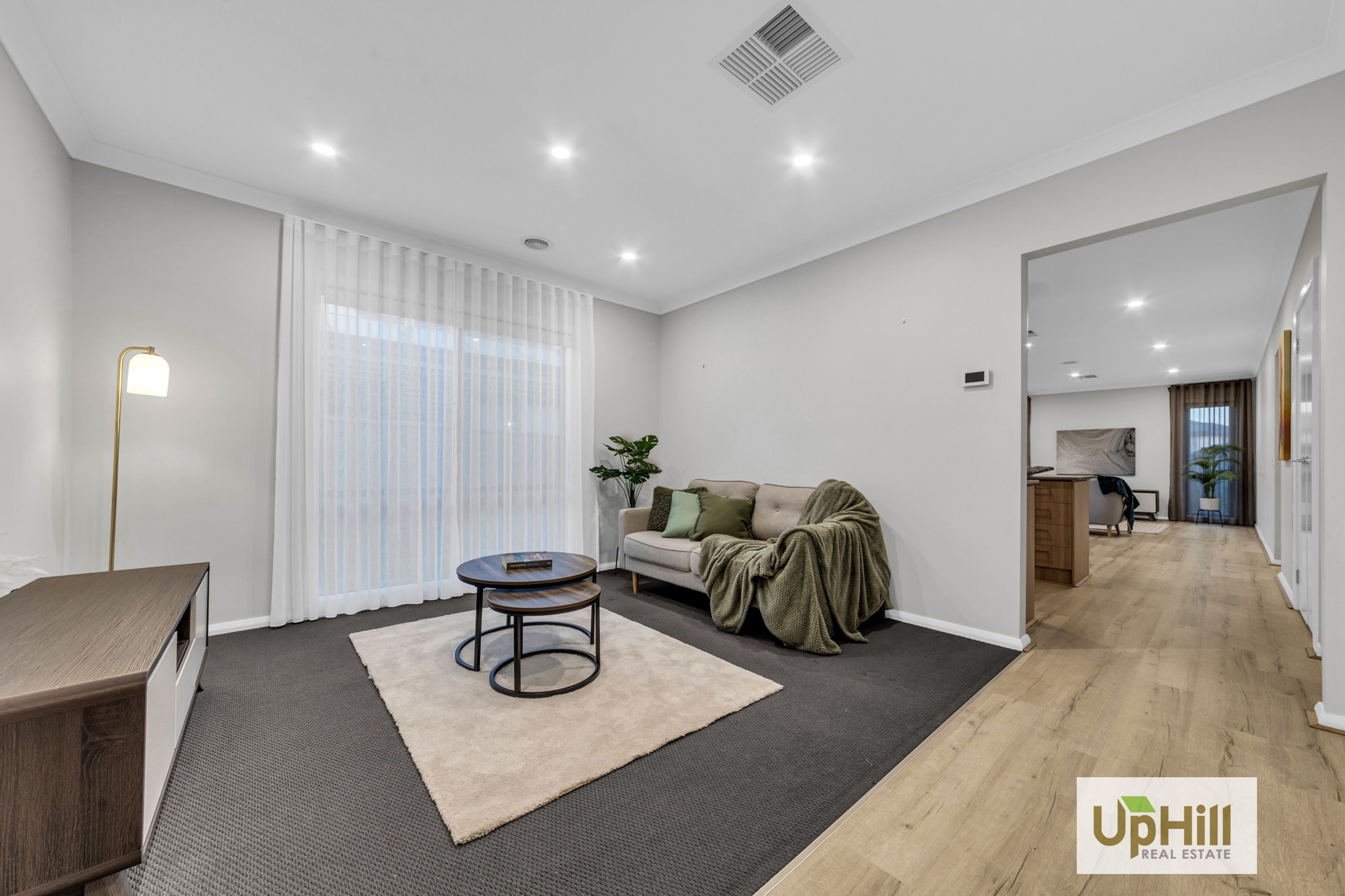 14 Outfield Road, Clyde - Thumbnail 4