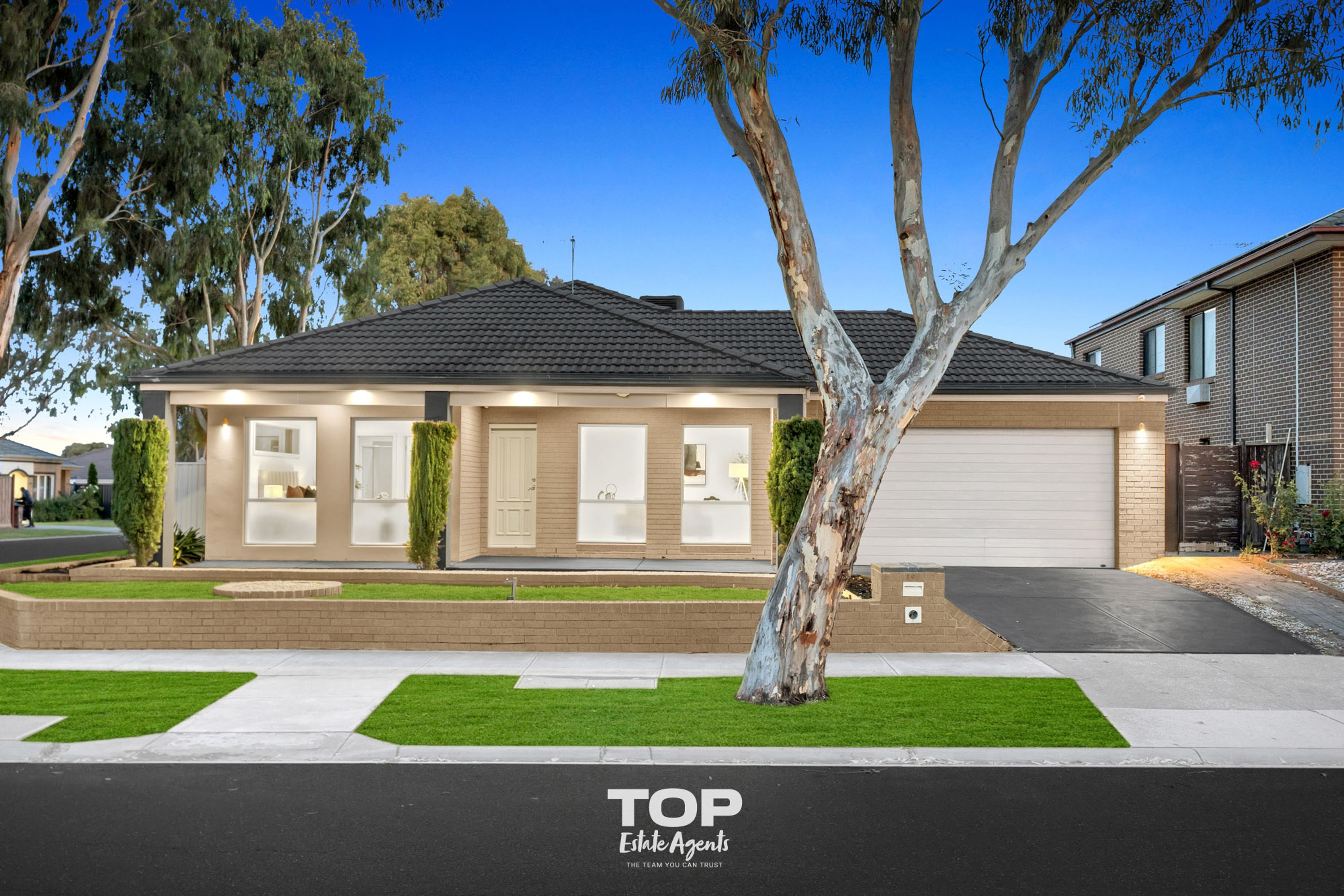 16 Sunline Way, Lyndhurst - Image 1