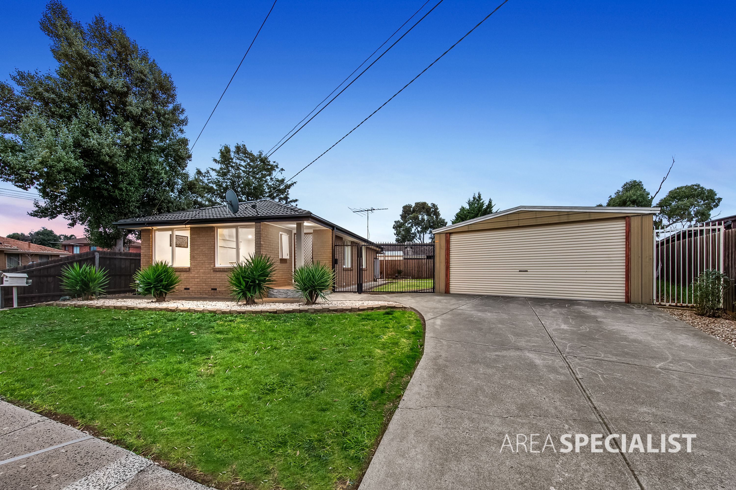 16 Delamare Drive, Albanvale VIC 3021, Albanvale - Thumbnail 2