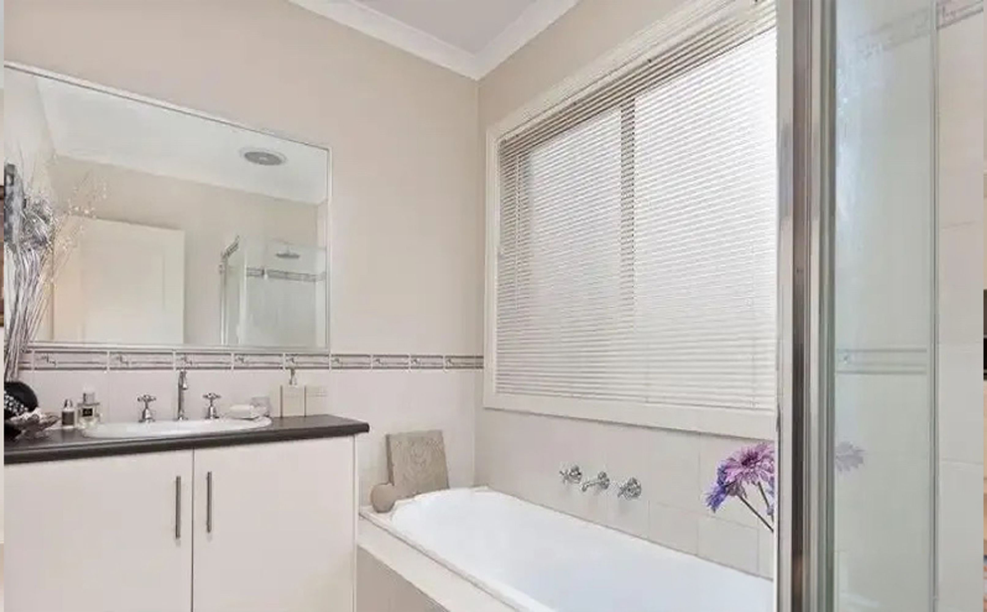 2 Cusack Way, Lynbrook - Thumbnail 8