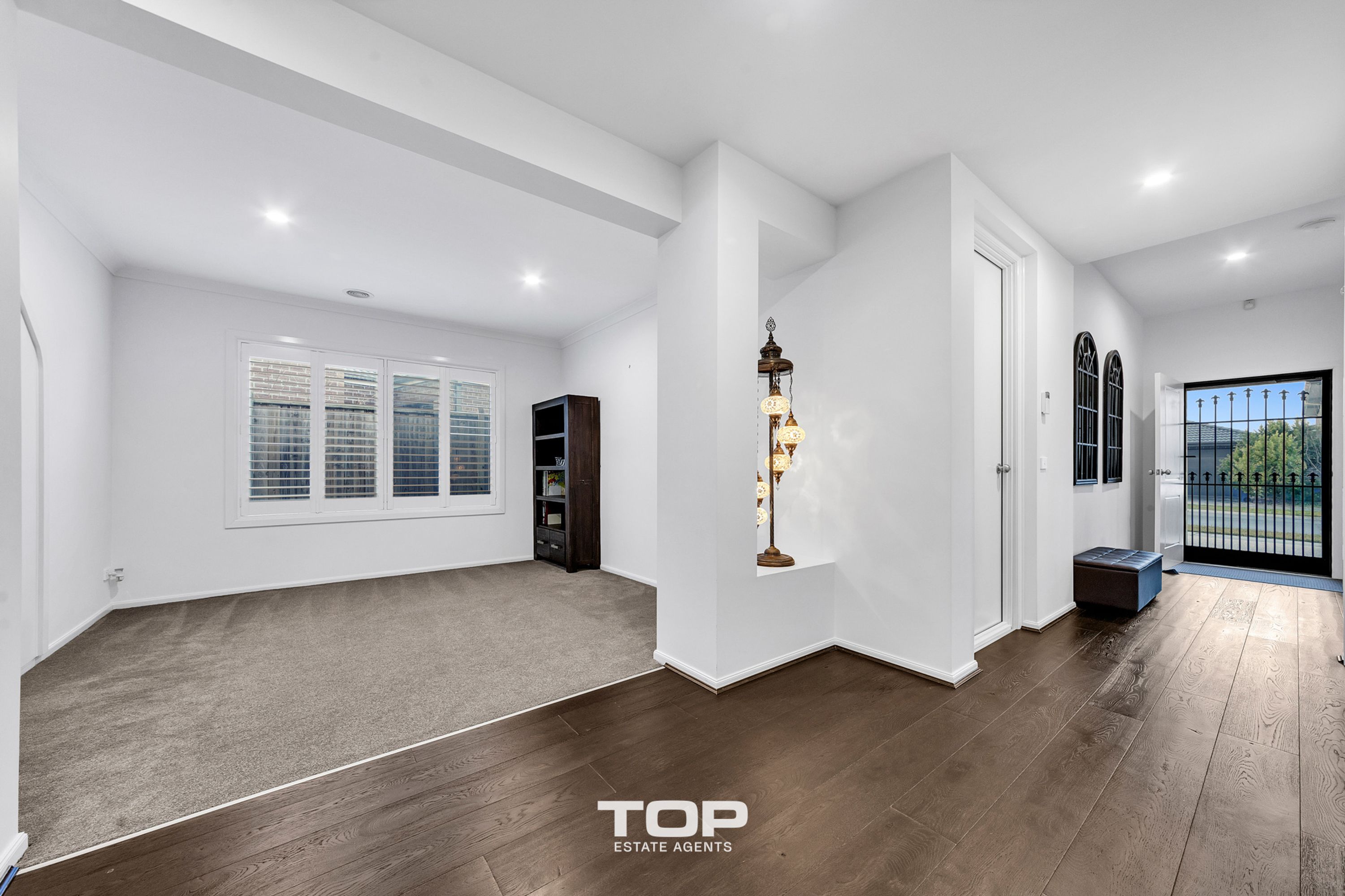 16 Dolomite Boulevard, Clyde North - Thumbnail 7