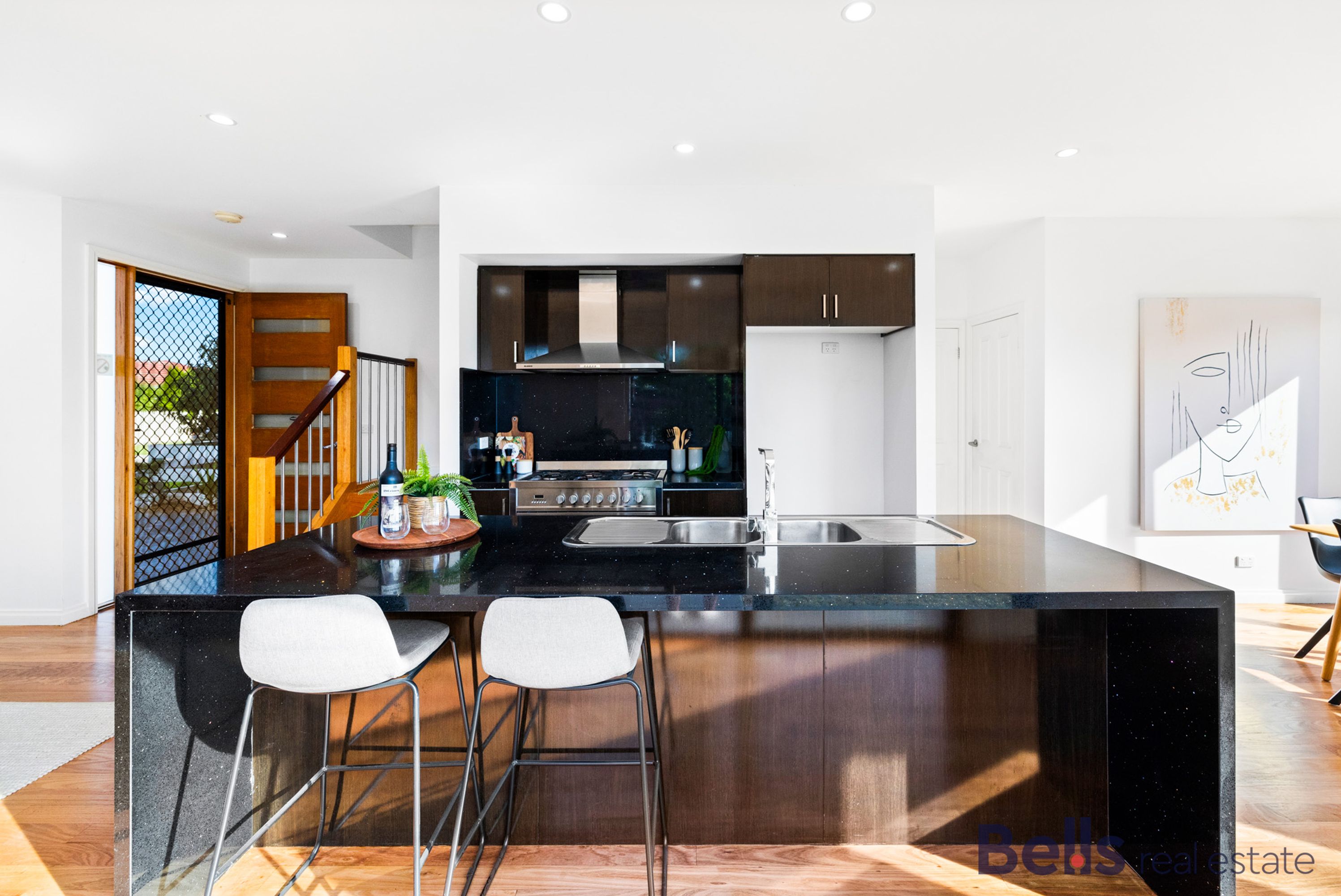 56 Suffolk Road, Sunshine North, VIC 3020, Sunshine North - Thumbnail 3