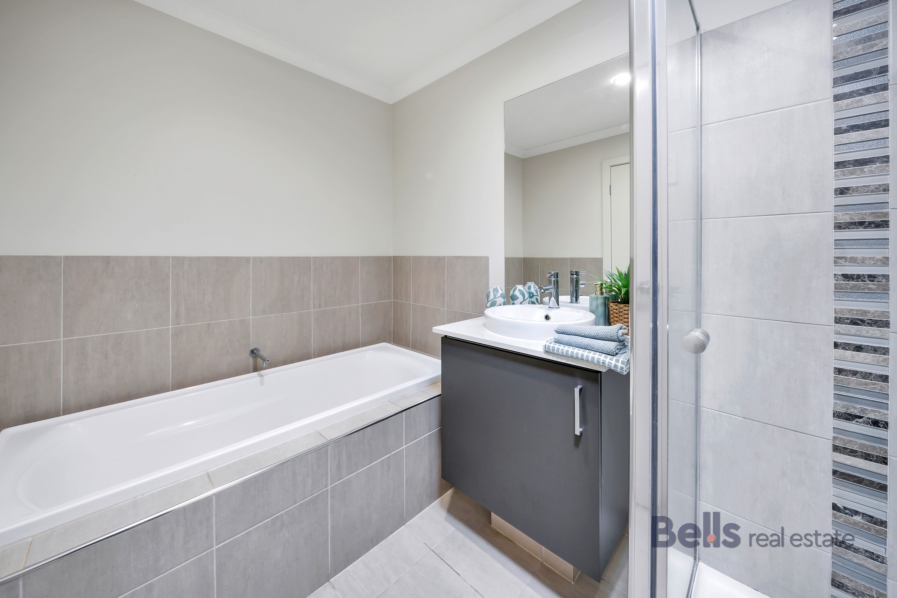 29 Goulding Drive, Fraser Rise - Thumbnail 8